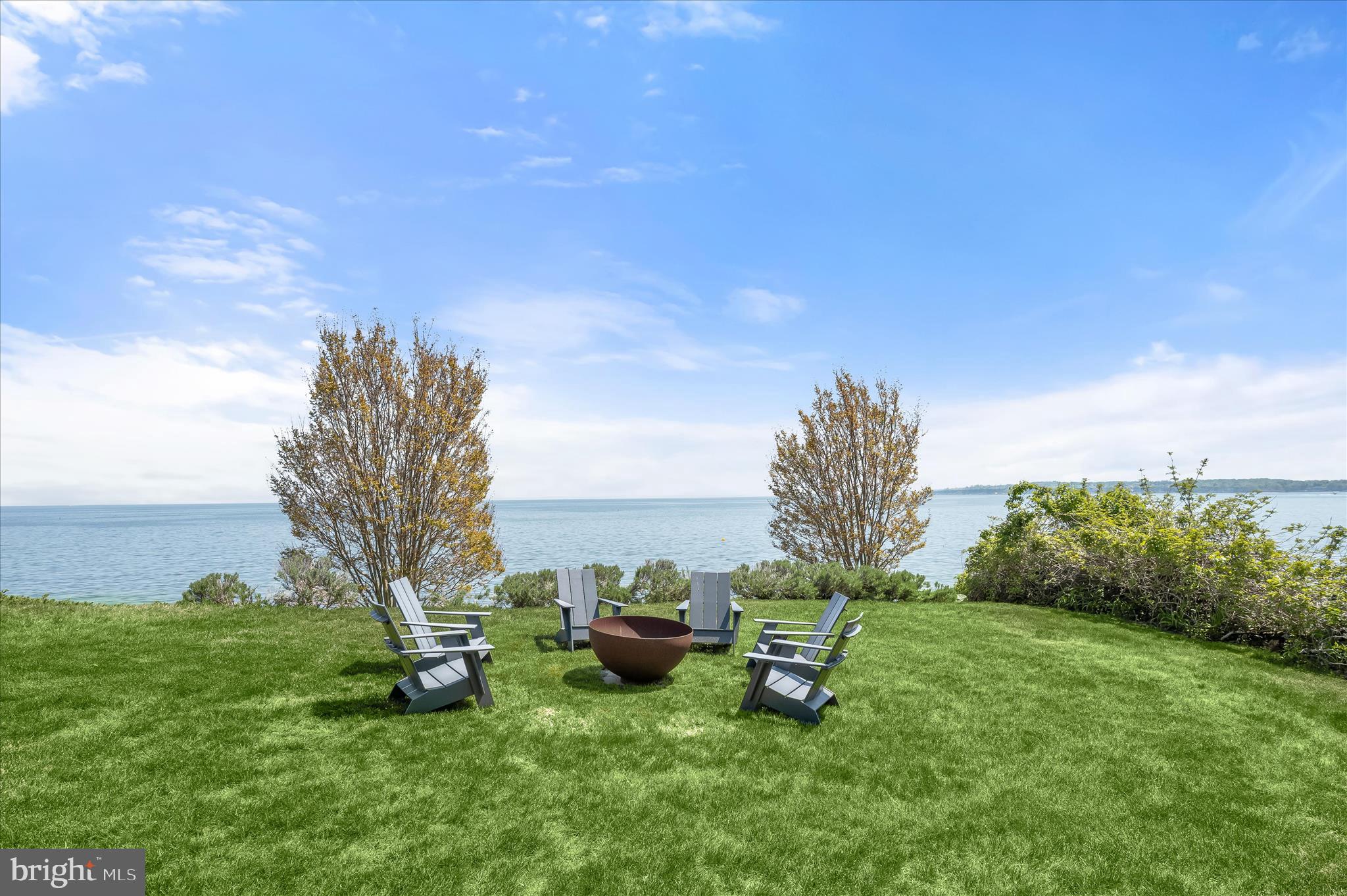 GIBSON ISLAND - Residential