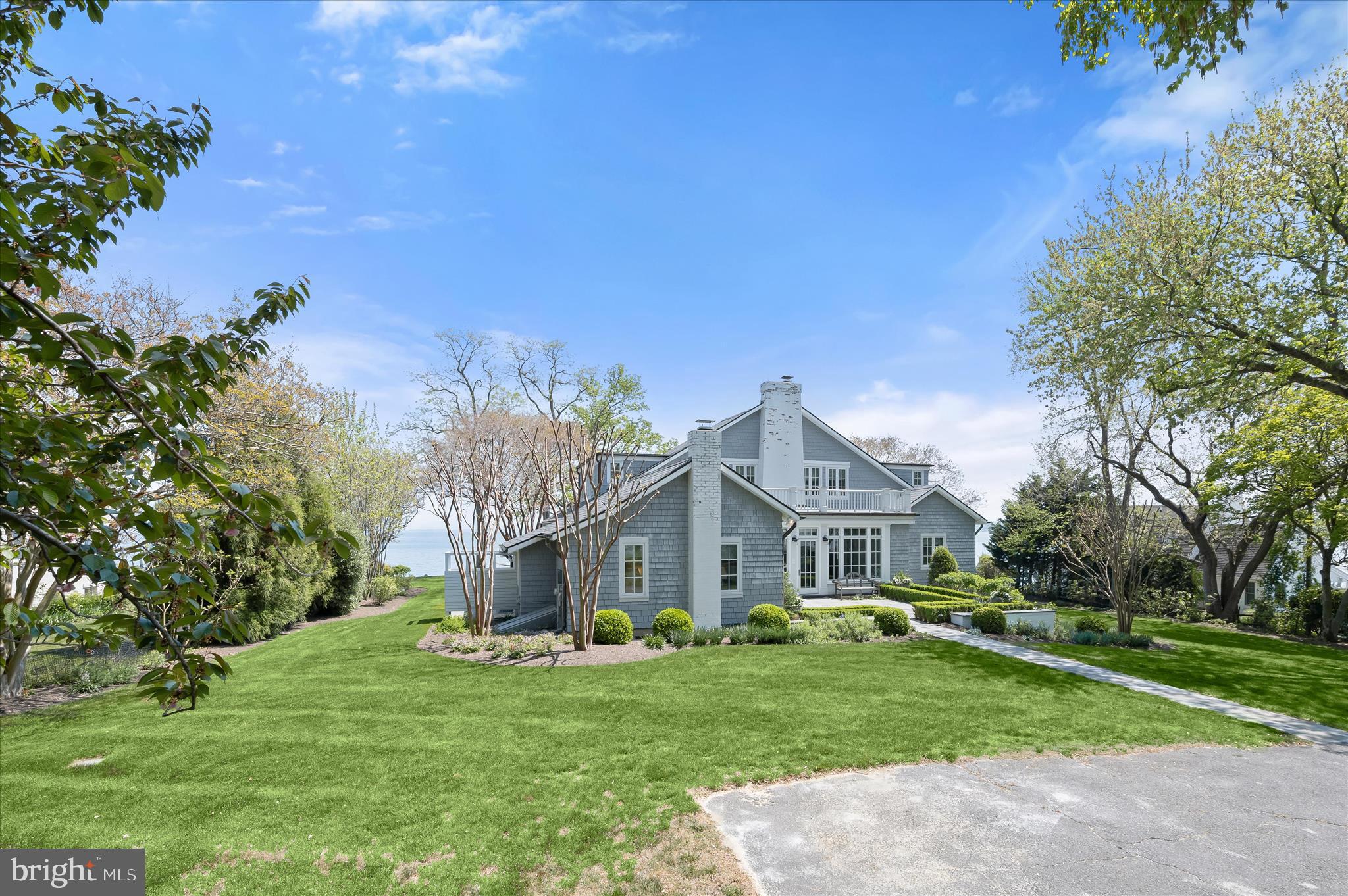 GIBSON ISLAND - Residential