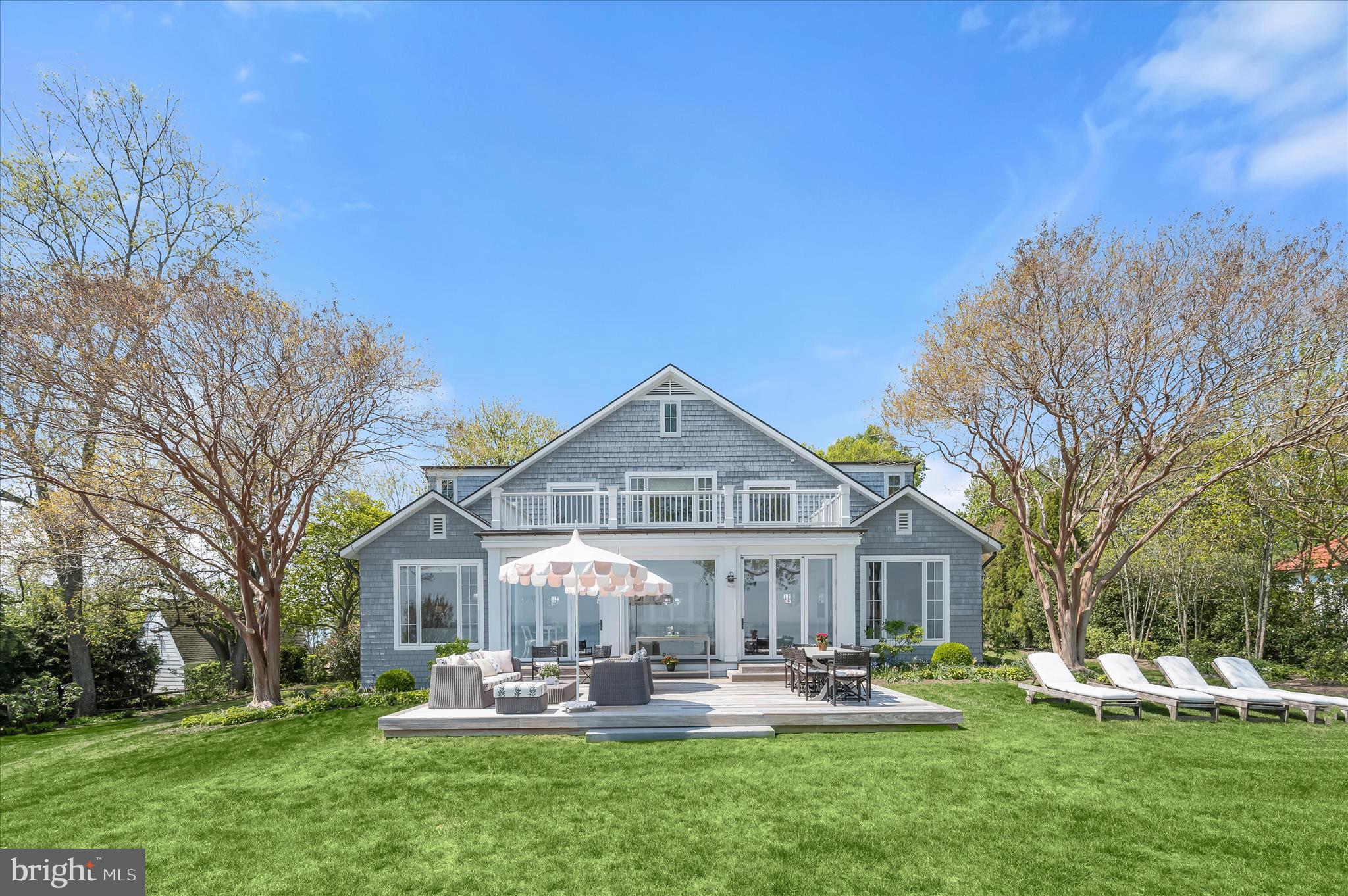 GIBSON ISLAND - Residential