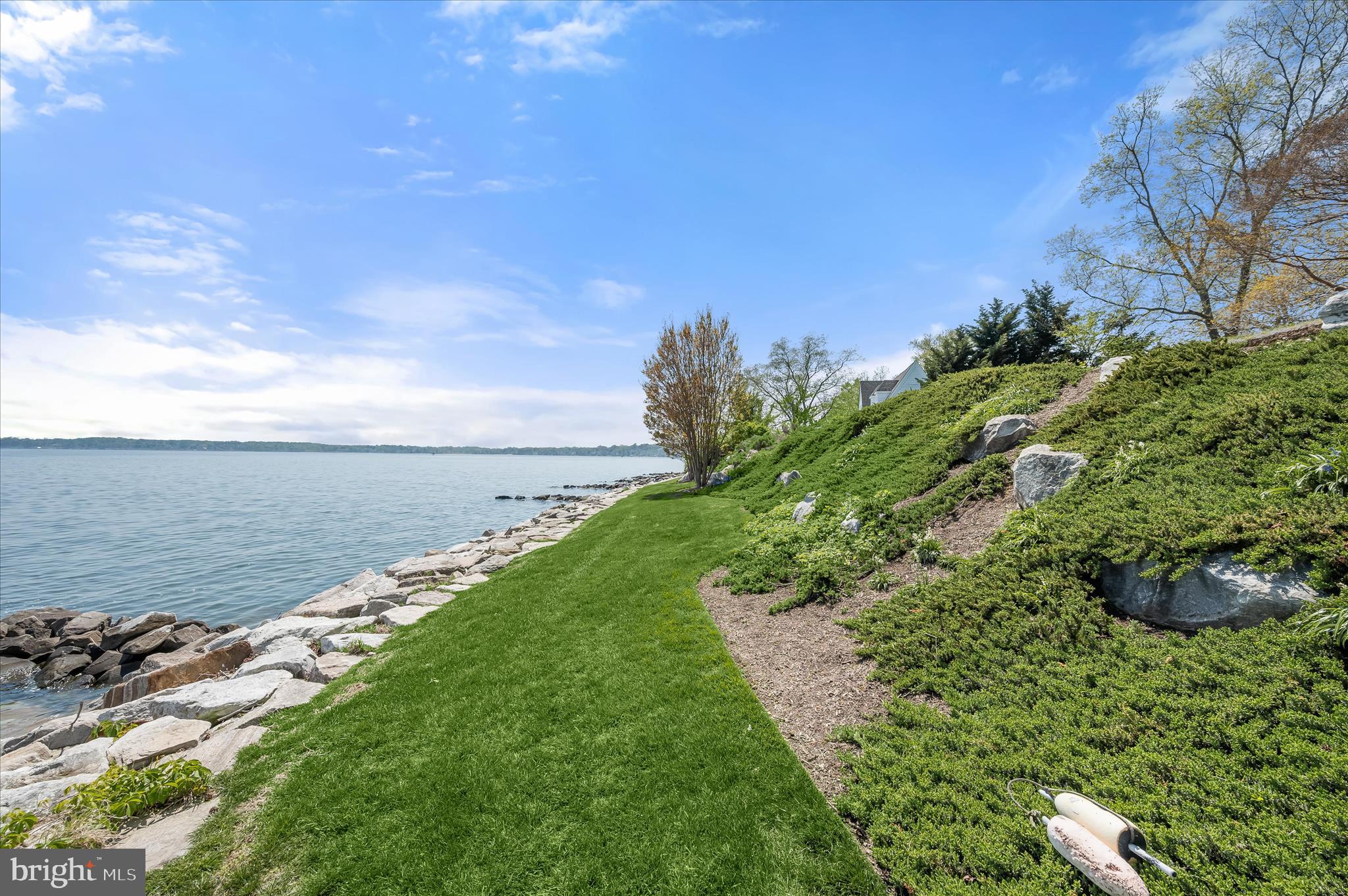 GIBSON ISLAND - Residential