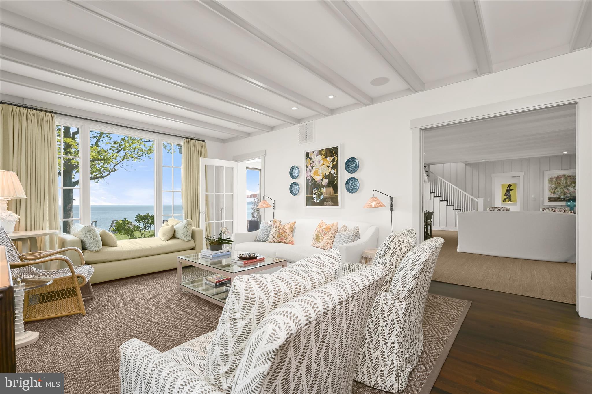GIBSON ISLAND - Residential