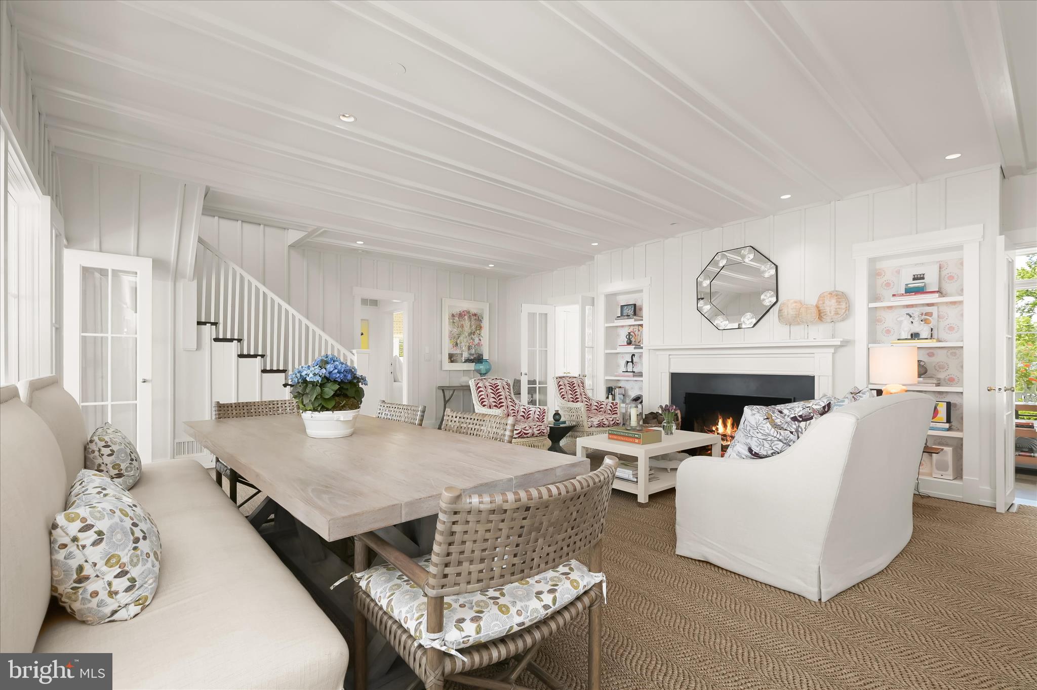 GIBSON ISLAND - Residential