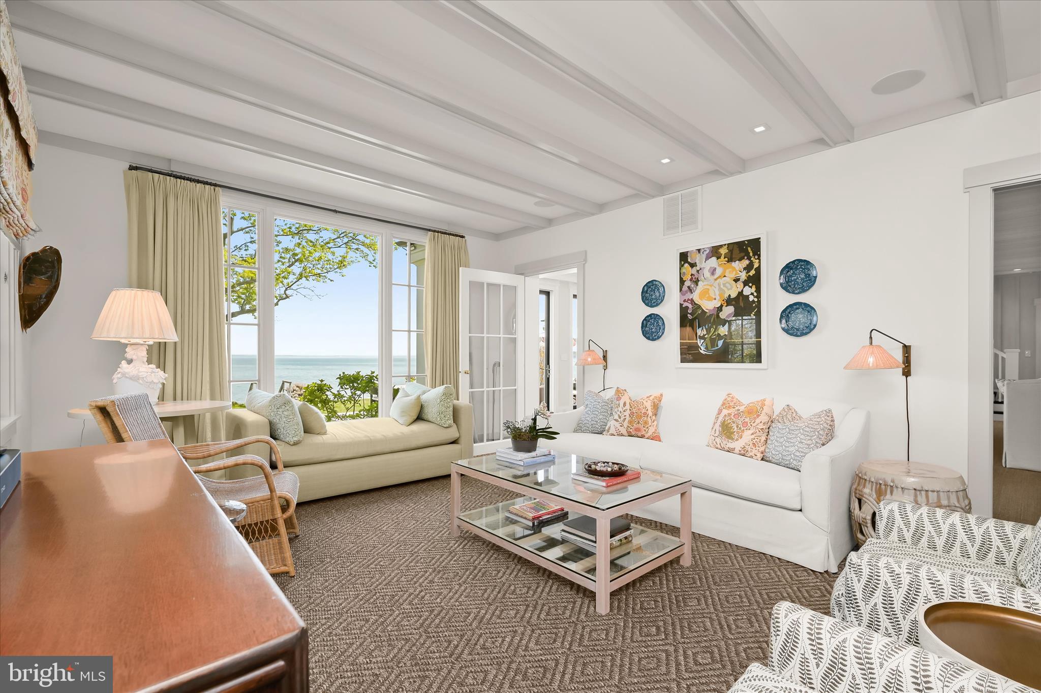 GIBSON ISLAND - Residential