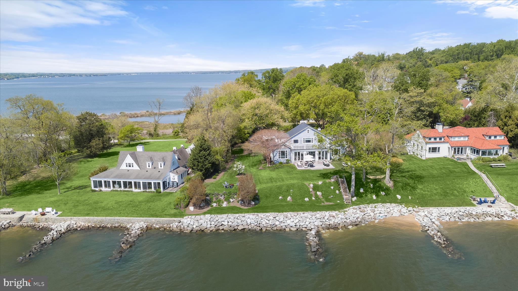 GIBSON ISLAND - Residential