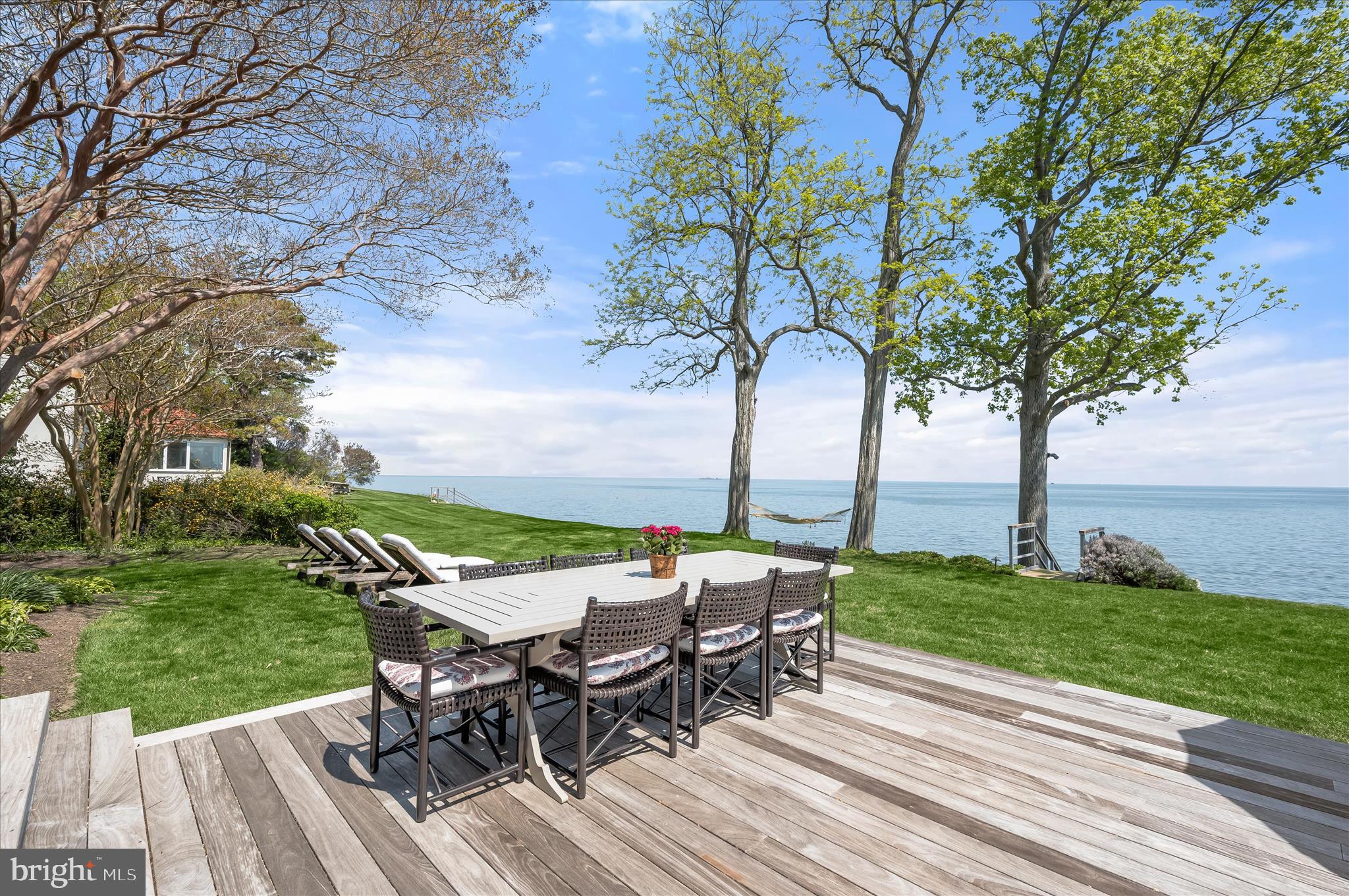 GIBSON ISLAND - Residential