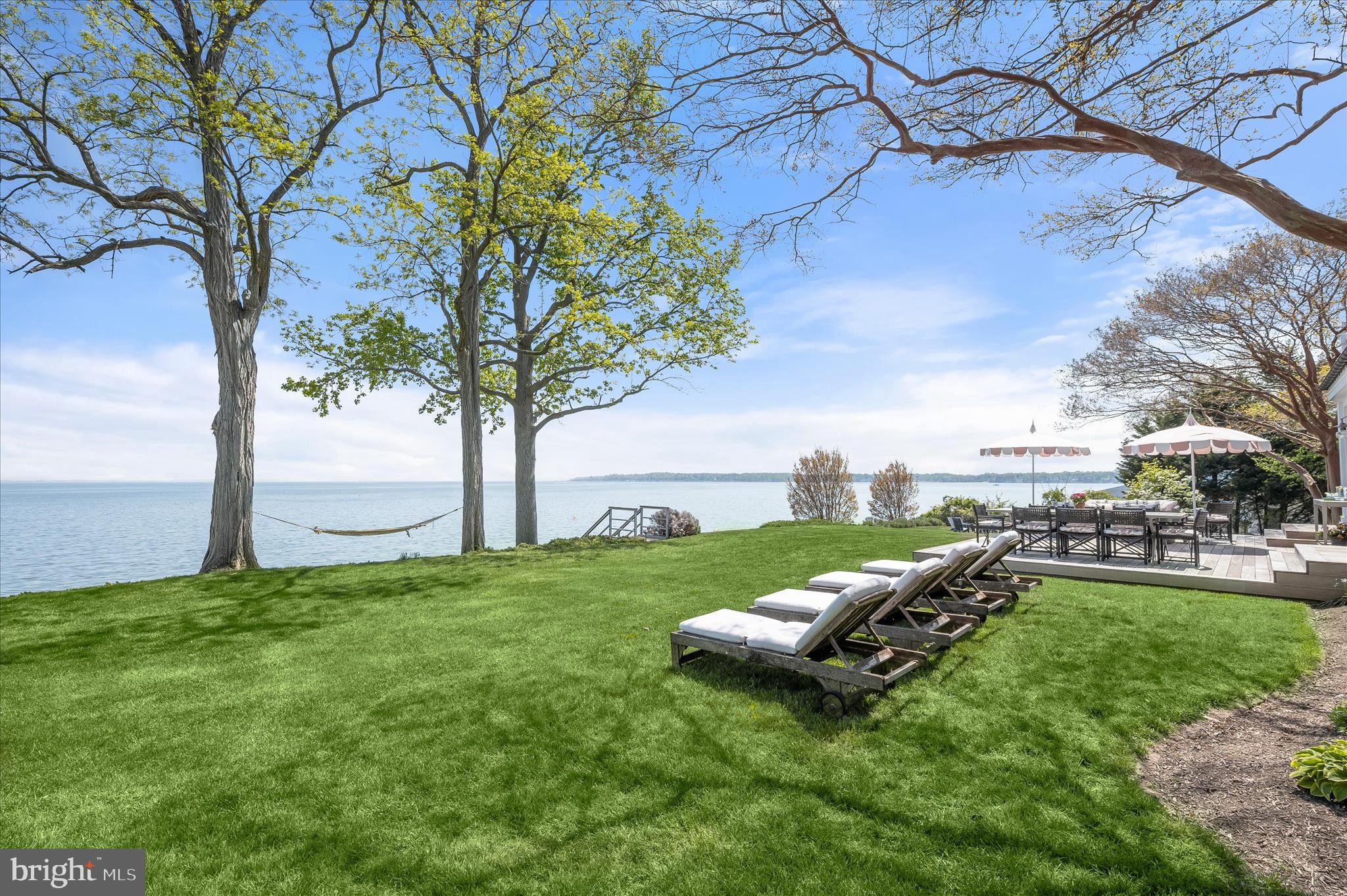 GIBSON ISLAND - Residential