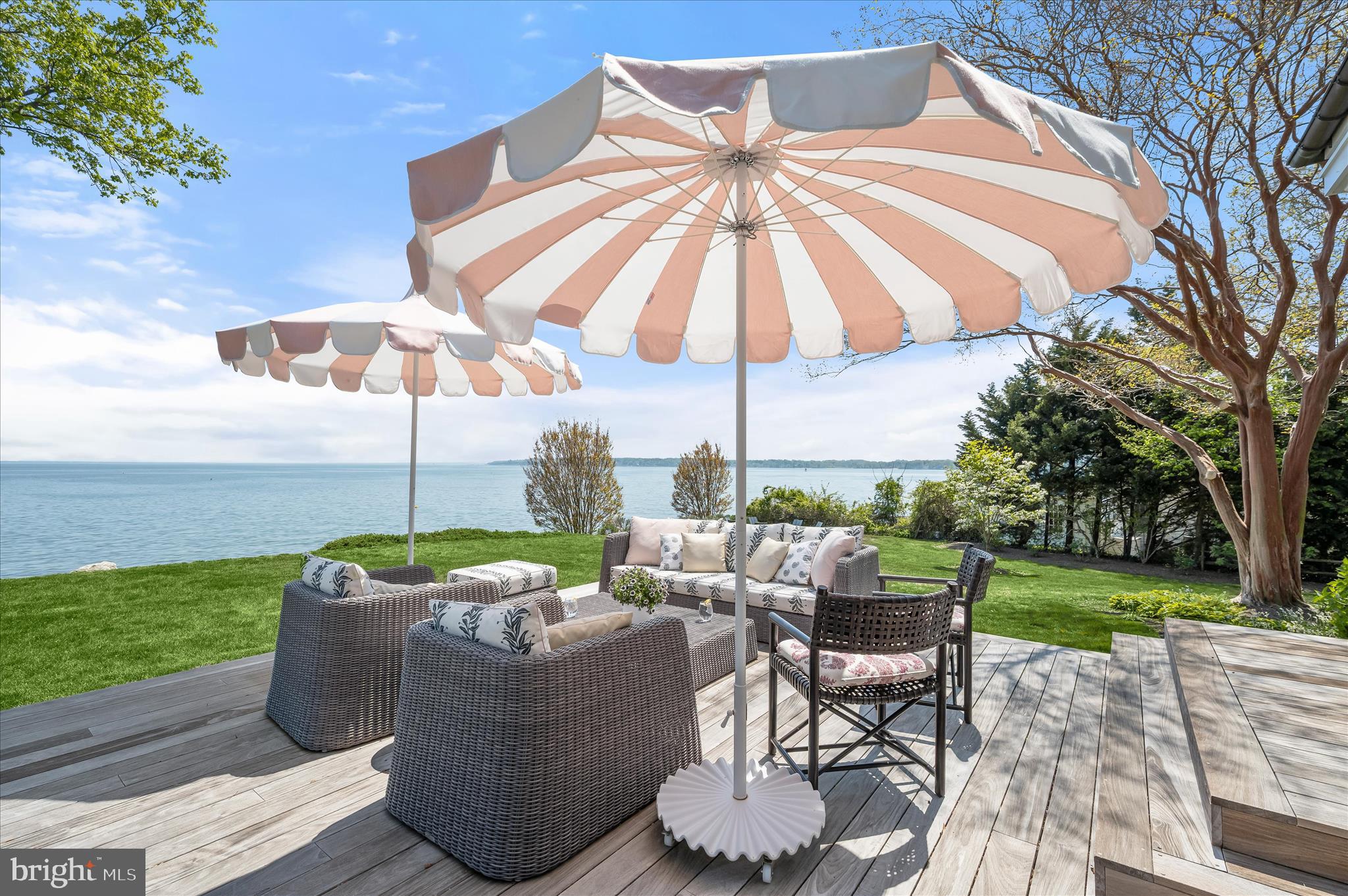 GIBSON ISLAND - Residential