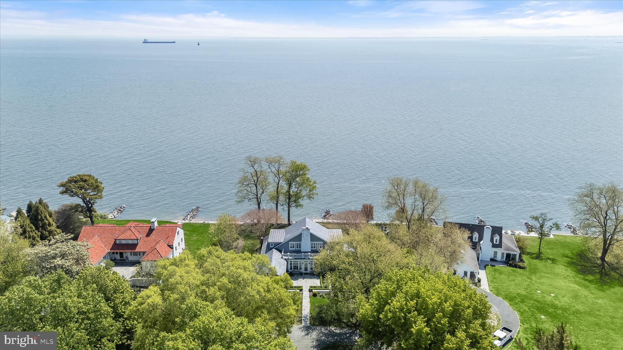 GIBSON ISLAND - Residential