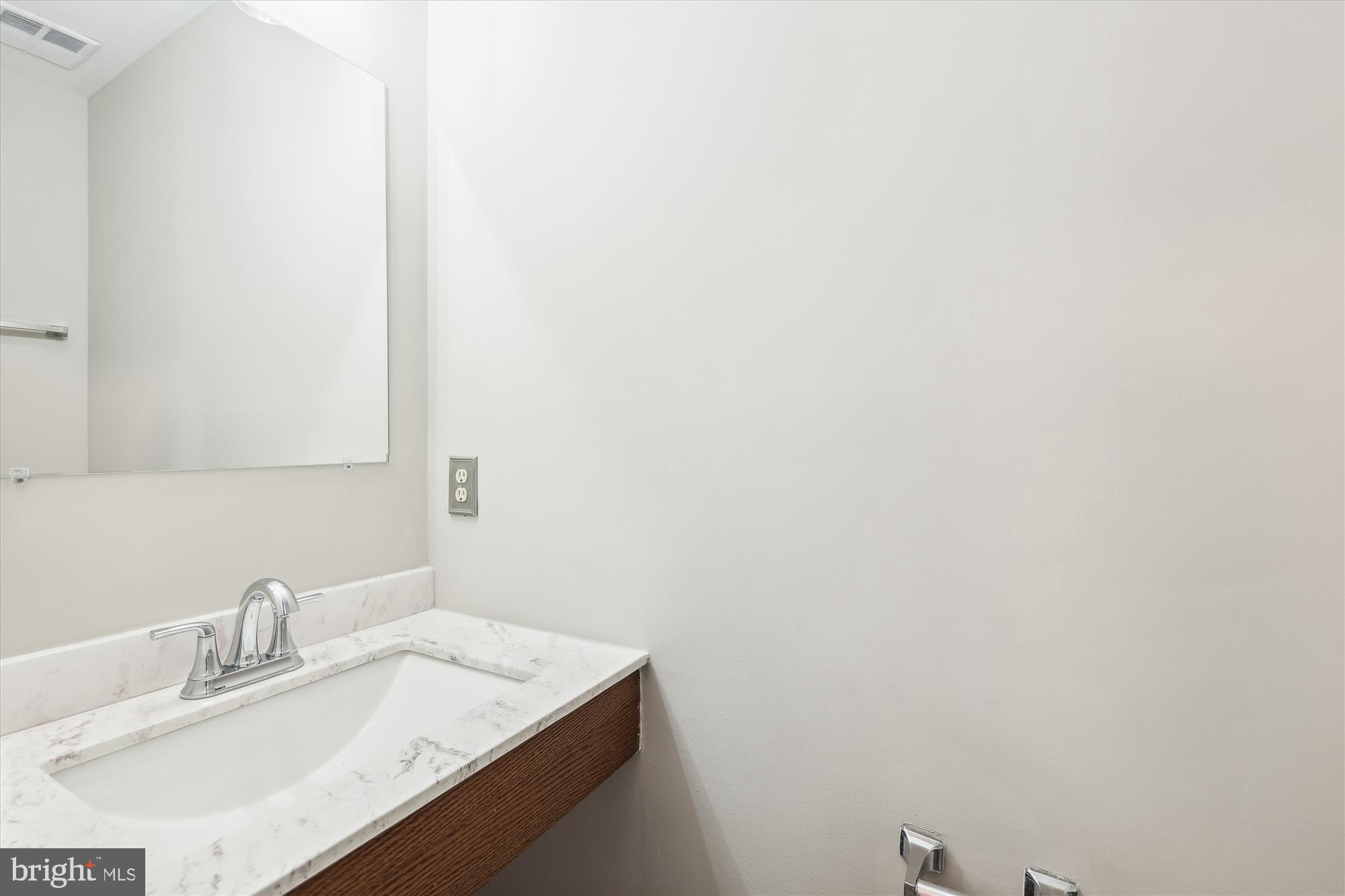 HALLOWELL - Residential