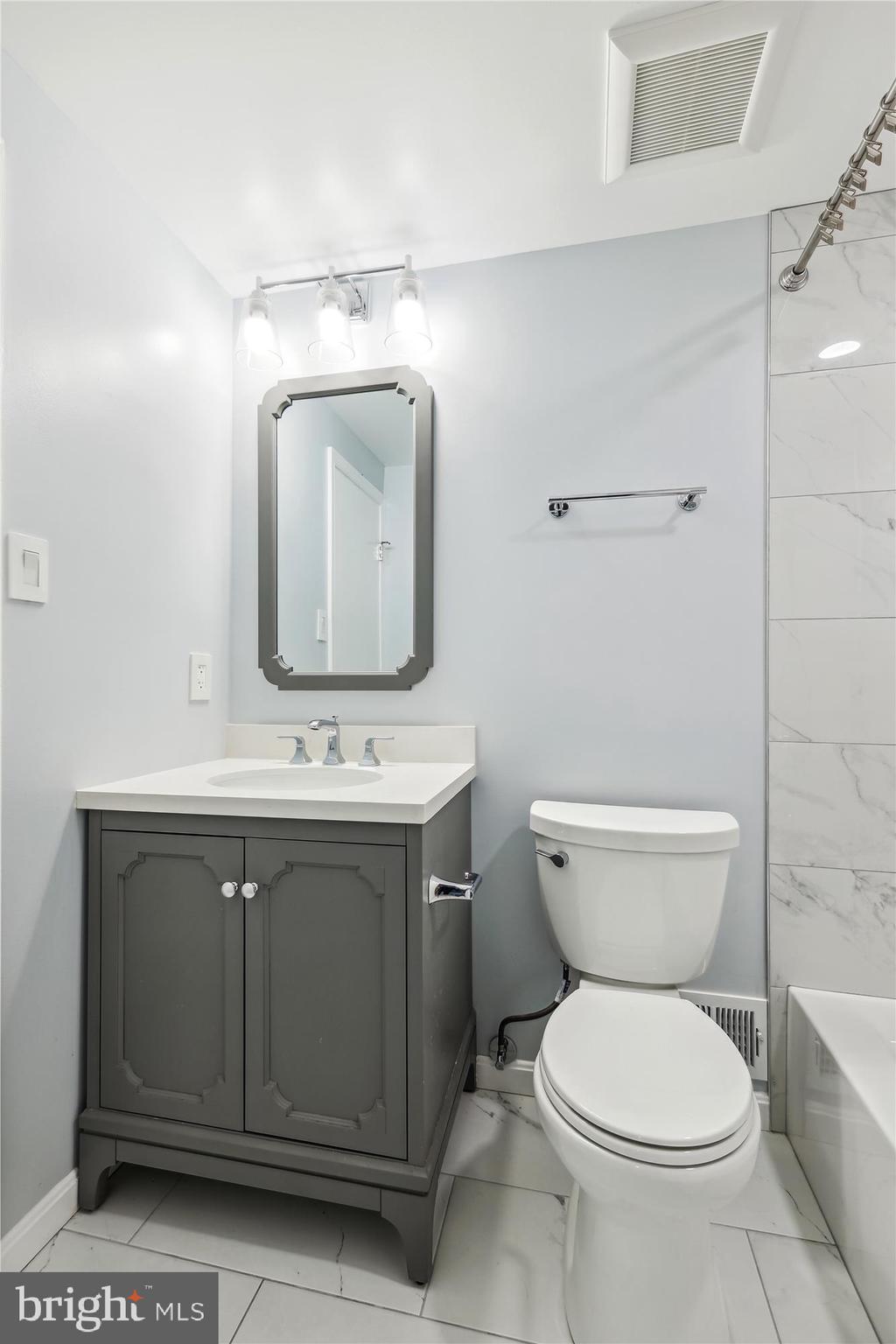 HALLOWELL - Residential