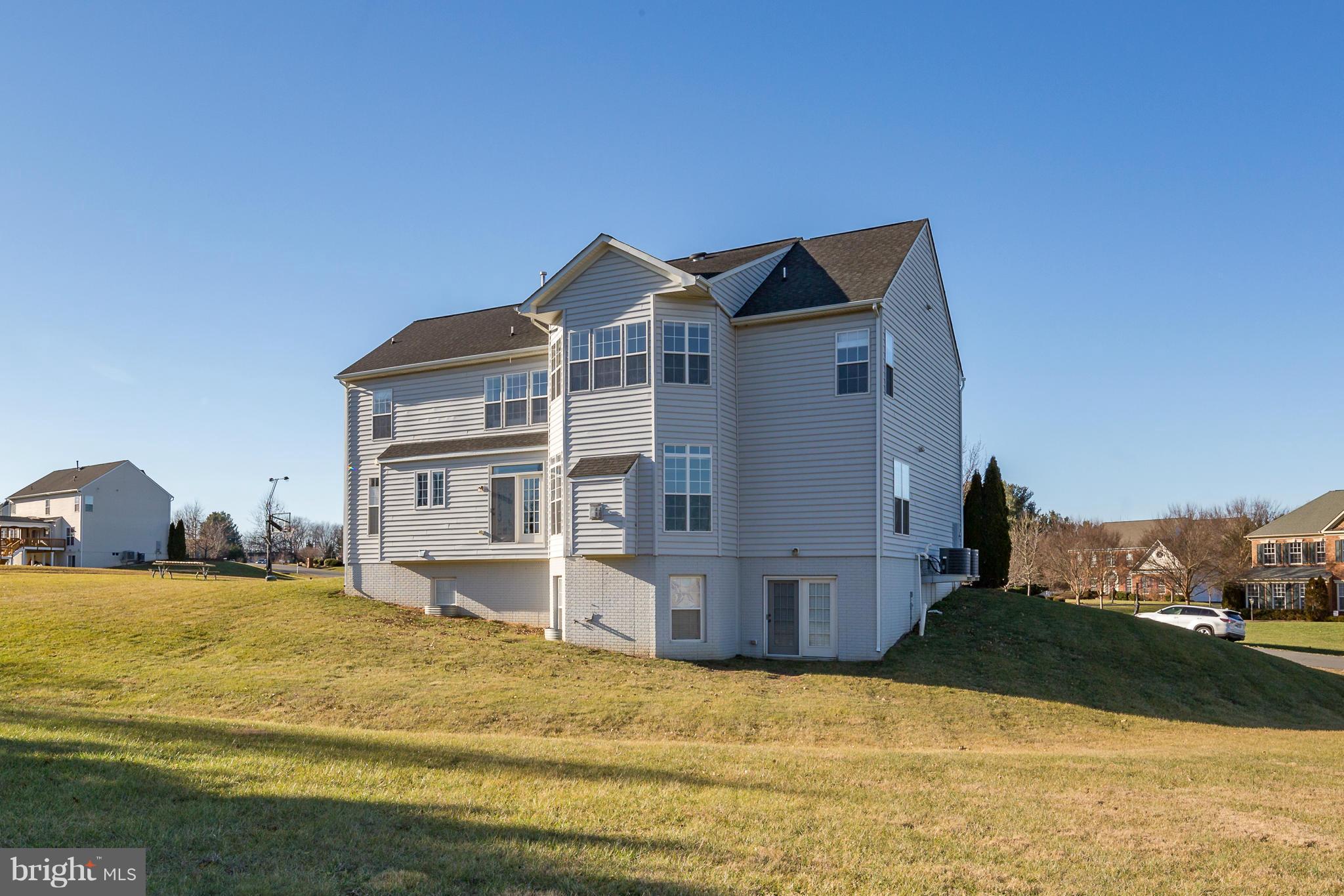 ROSE HILL - Residential