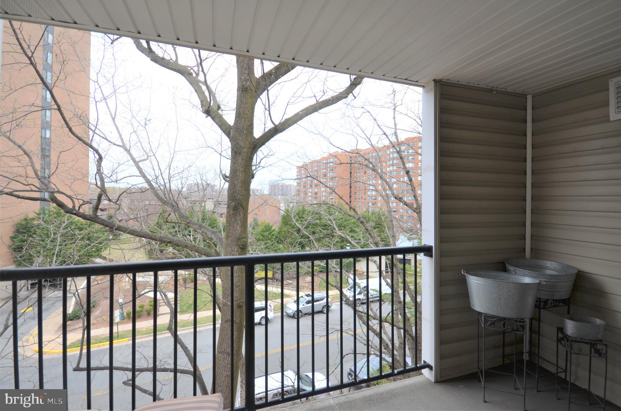 POINTE AT PARK CENTER - Residential Lease