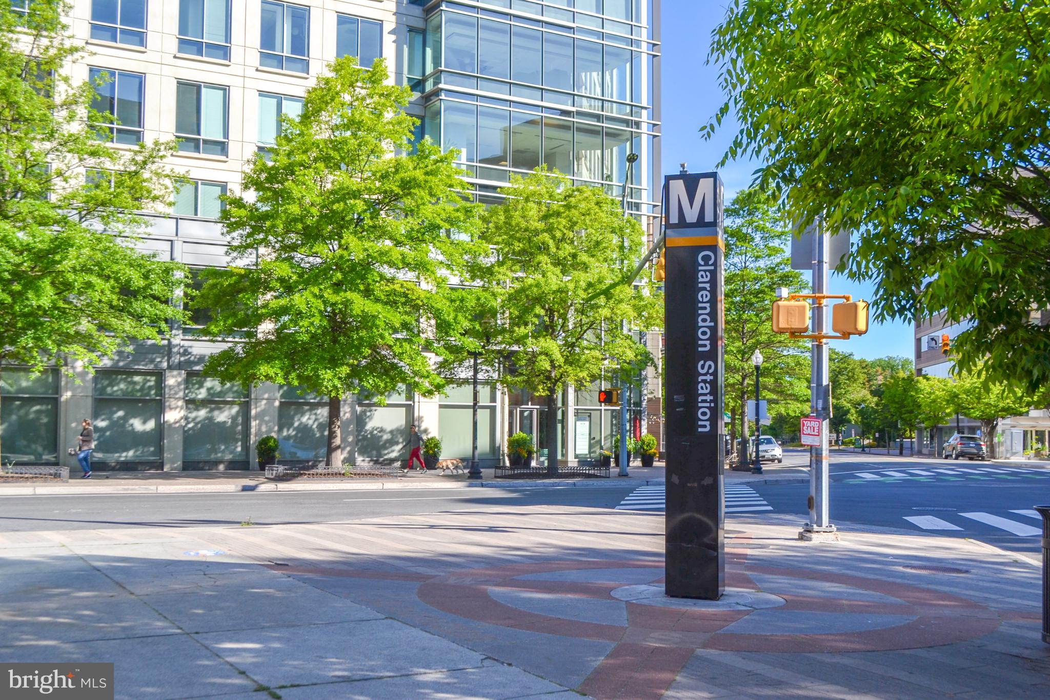 ARLINGTON PARK - Residential