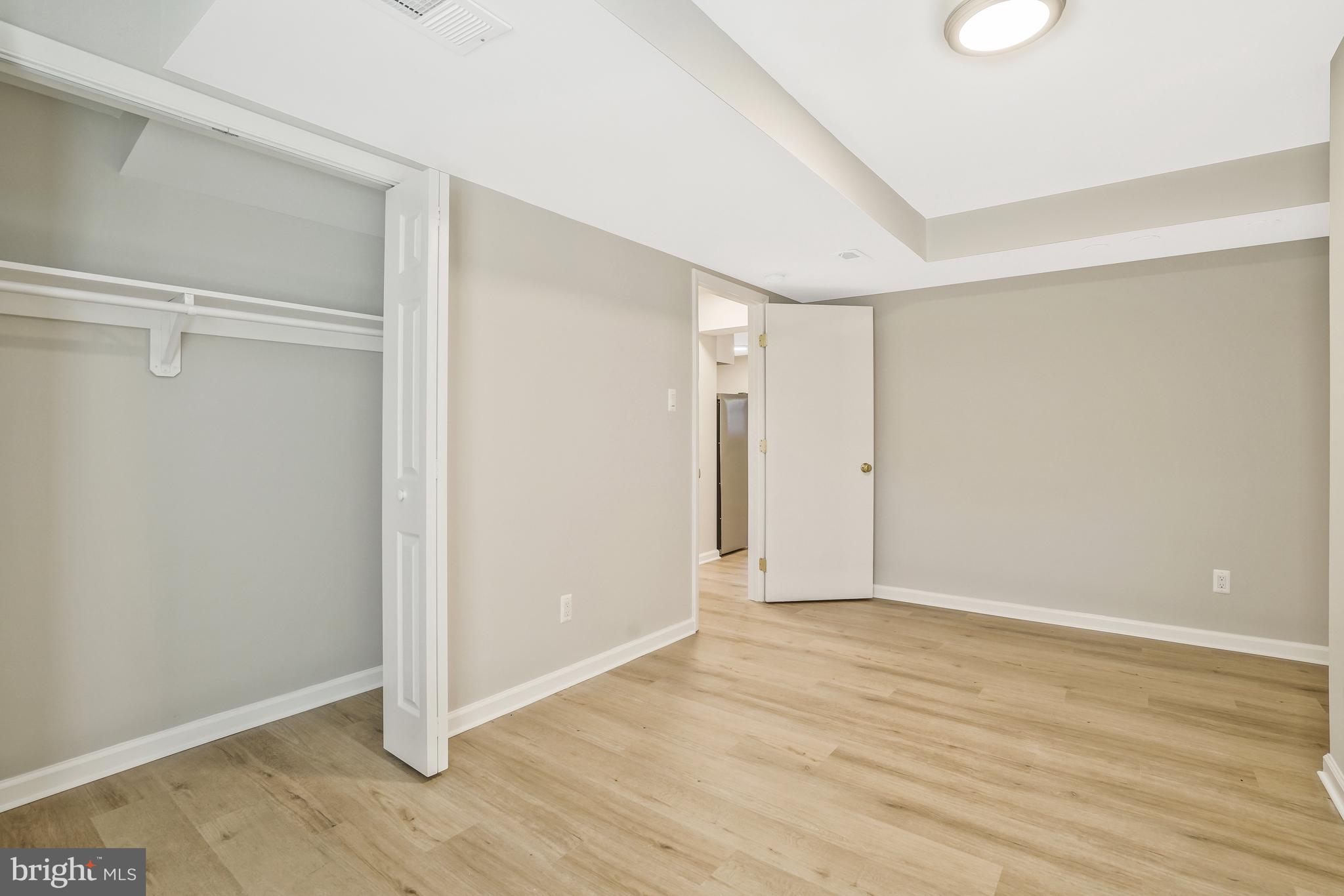 ARLINGTON PARK - Residential