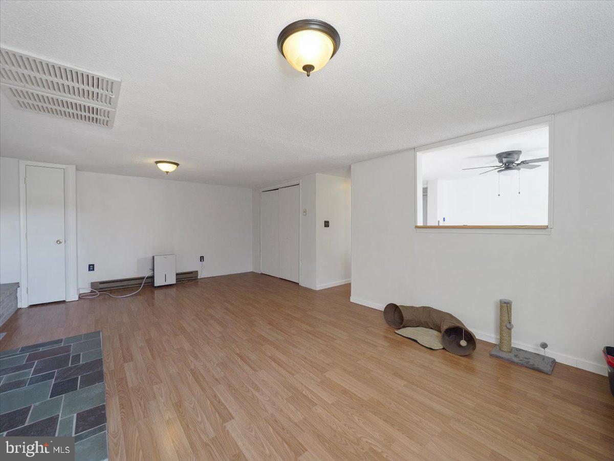 HAMILTON - Residential