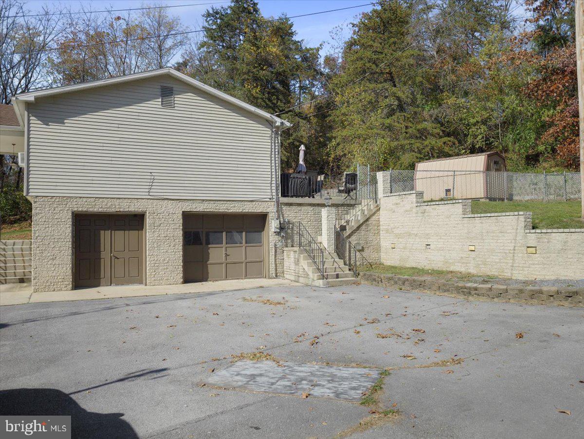 HAMILTON - Residential