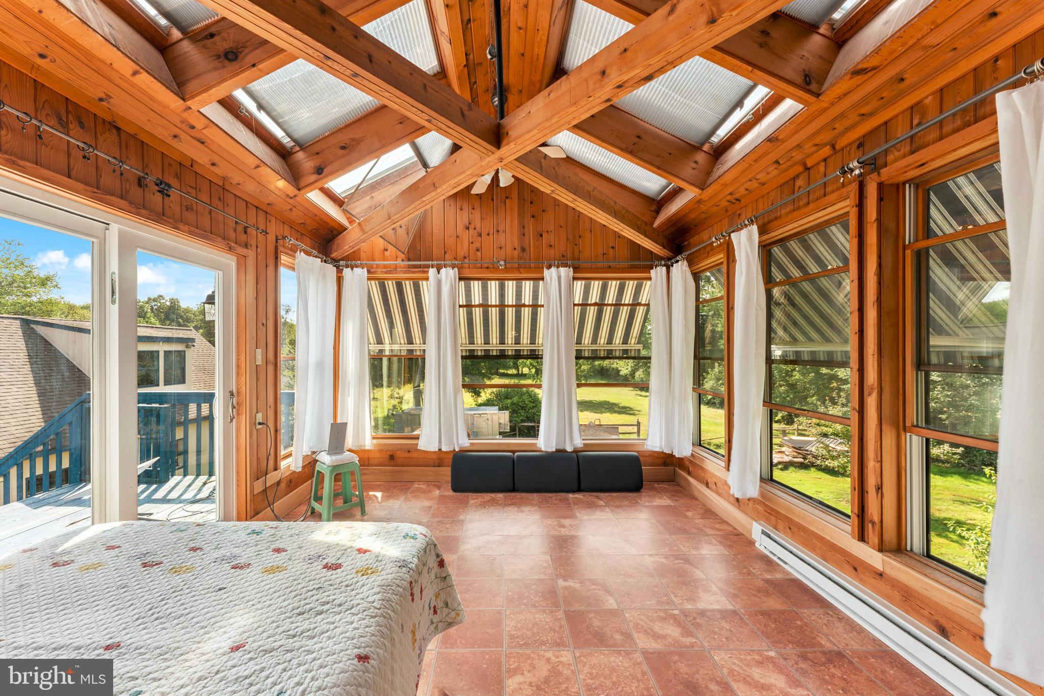 UPPER BLACK EDDY - Residential