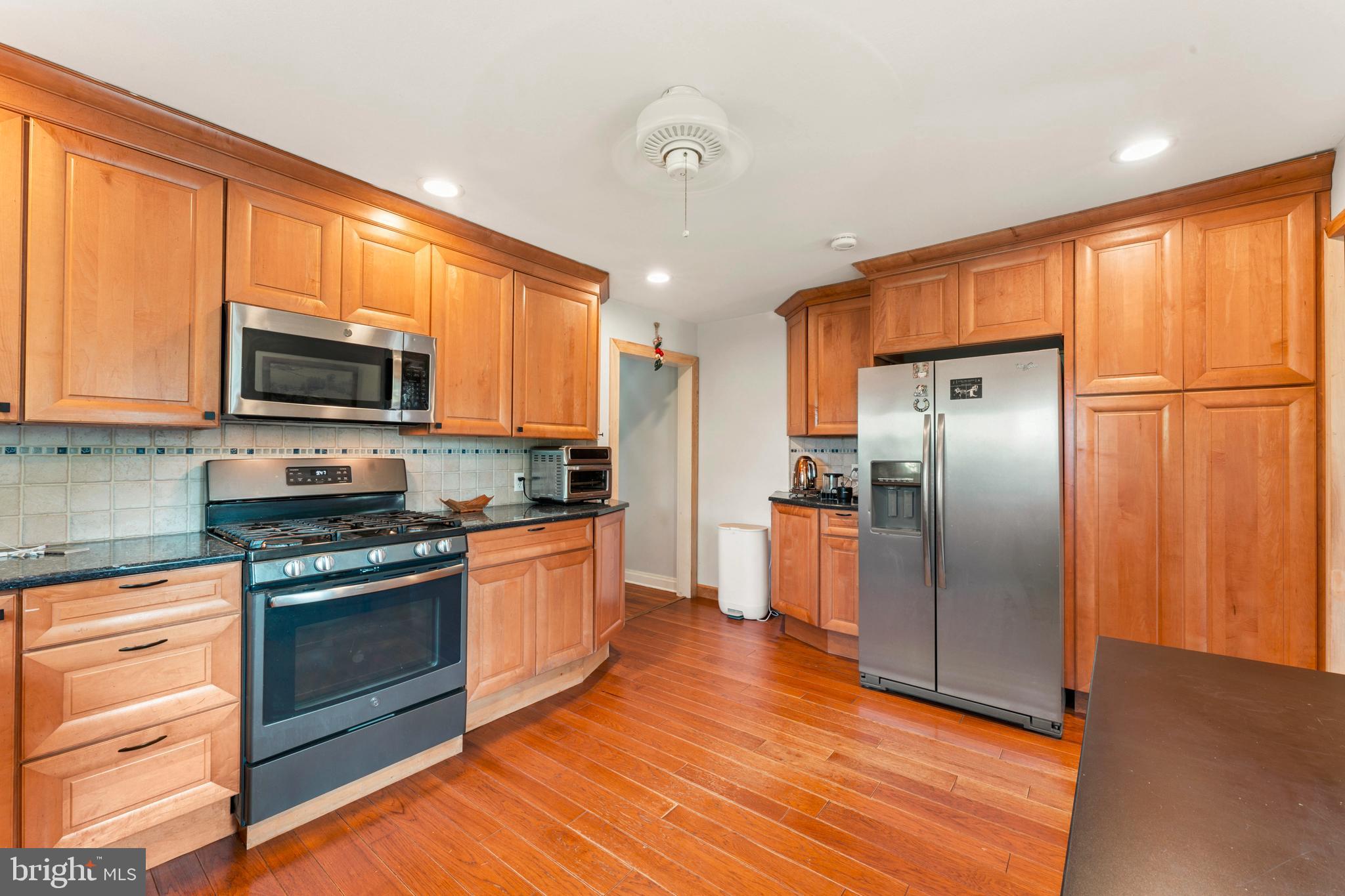 UPPER BLACK EDDY - Residential