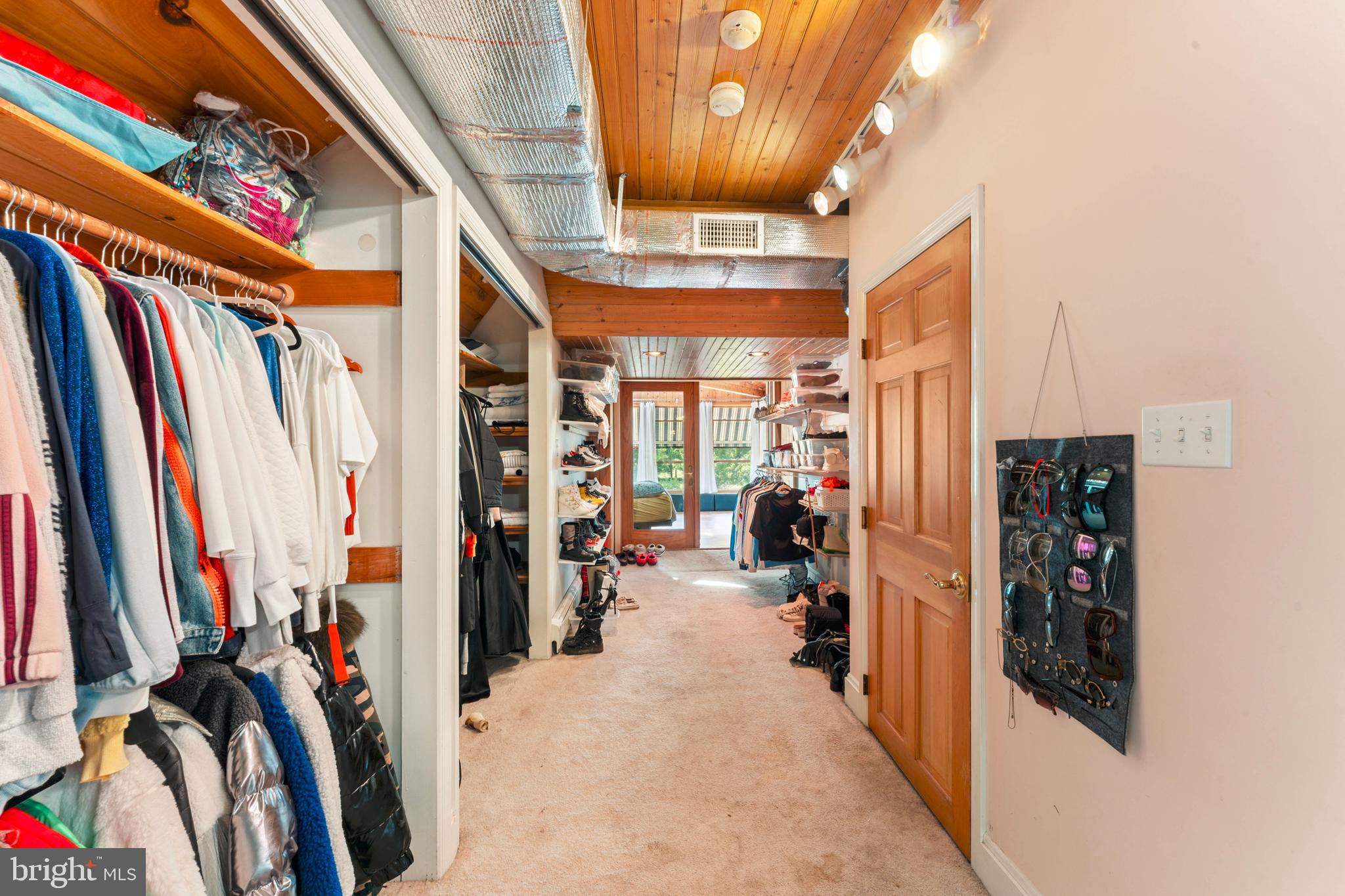 UPPER BLACK EDDY - Residential