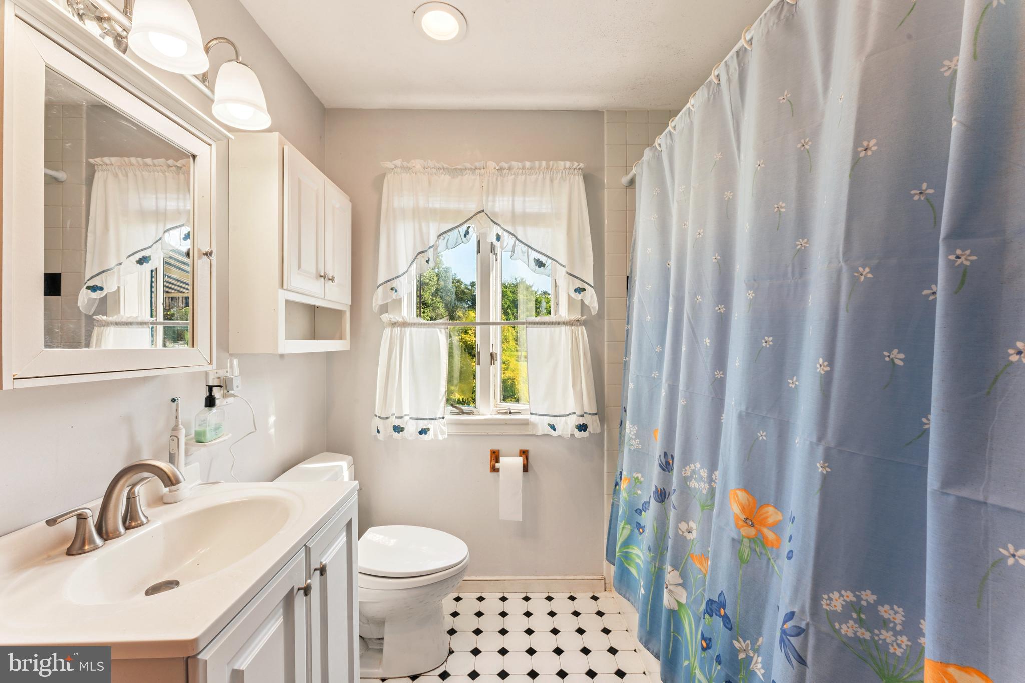 UPPER BLACK EDDY - Residential