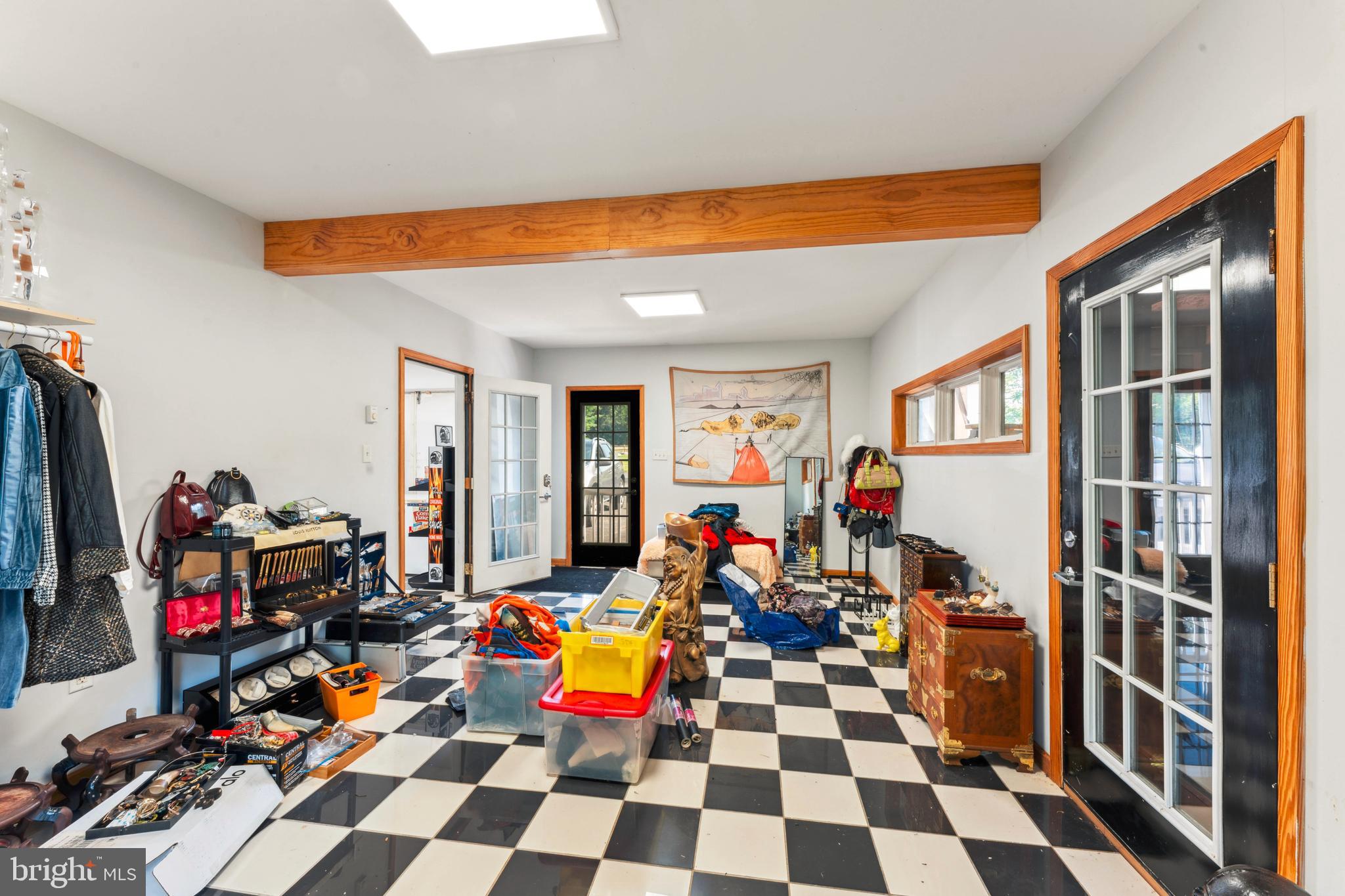 UPPER BLACK EDDY - Residential