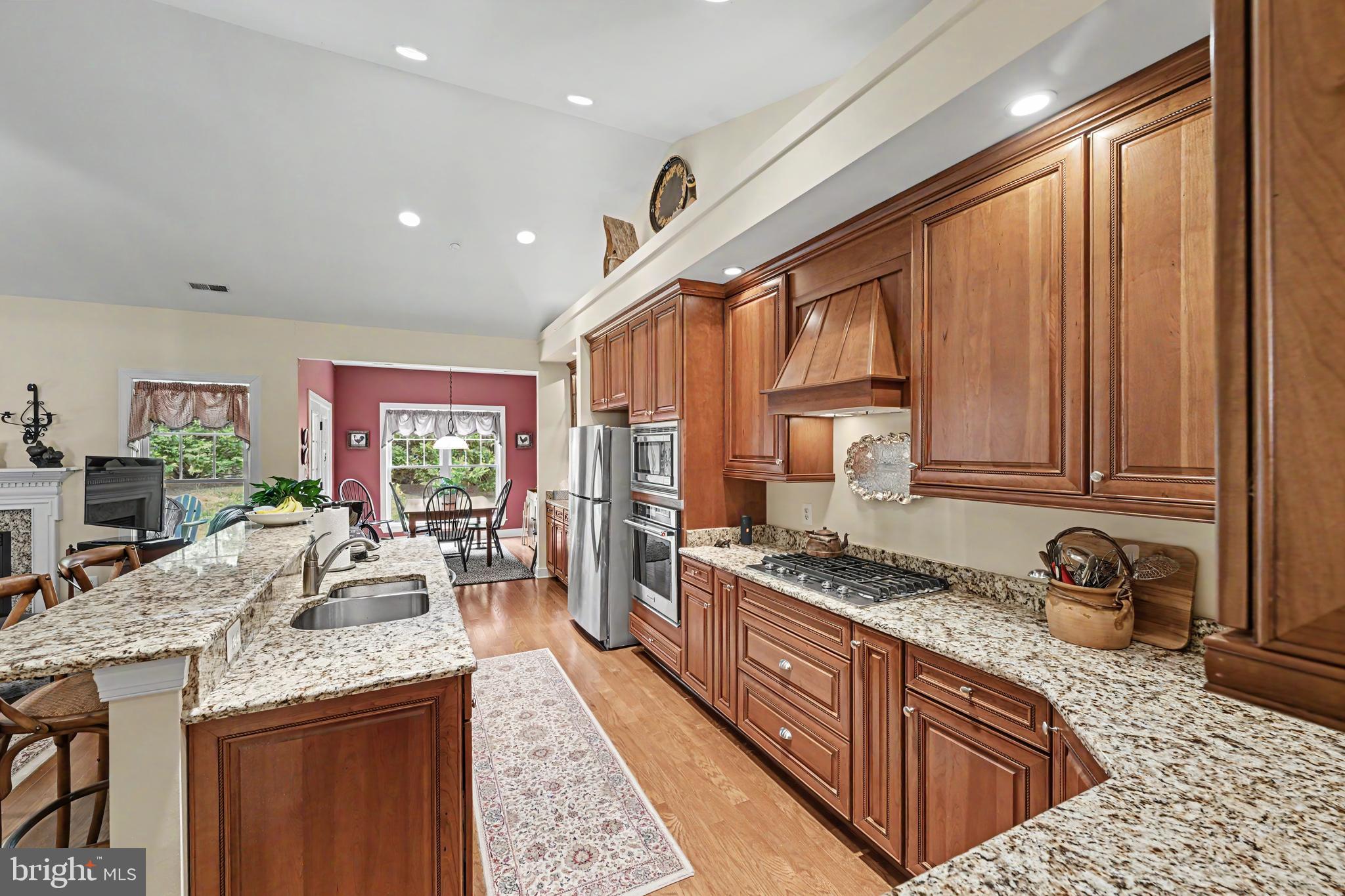 BENTLEY RIDGE - Residential