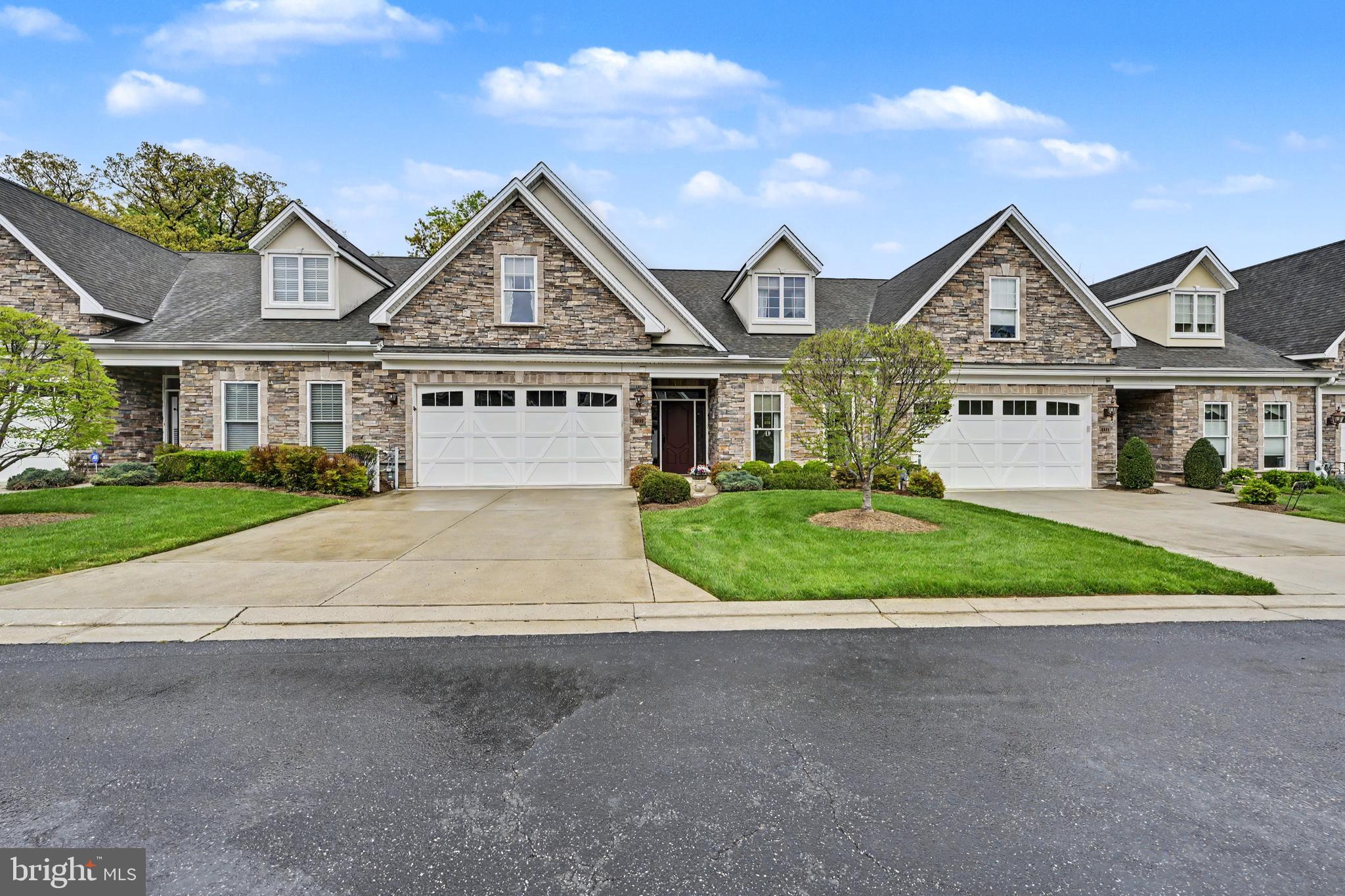 BENTLEY RIDGE - Residential