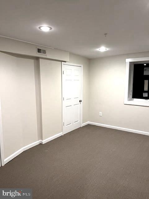 KINGS CROSSING - Residential Lease