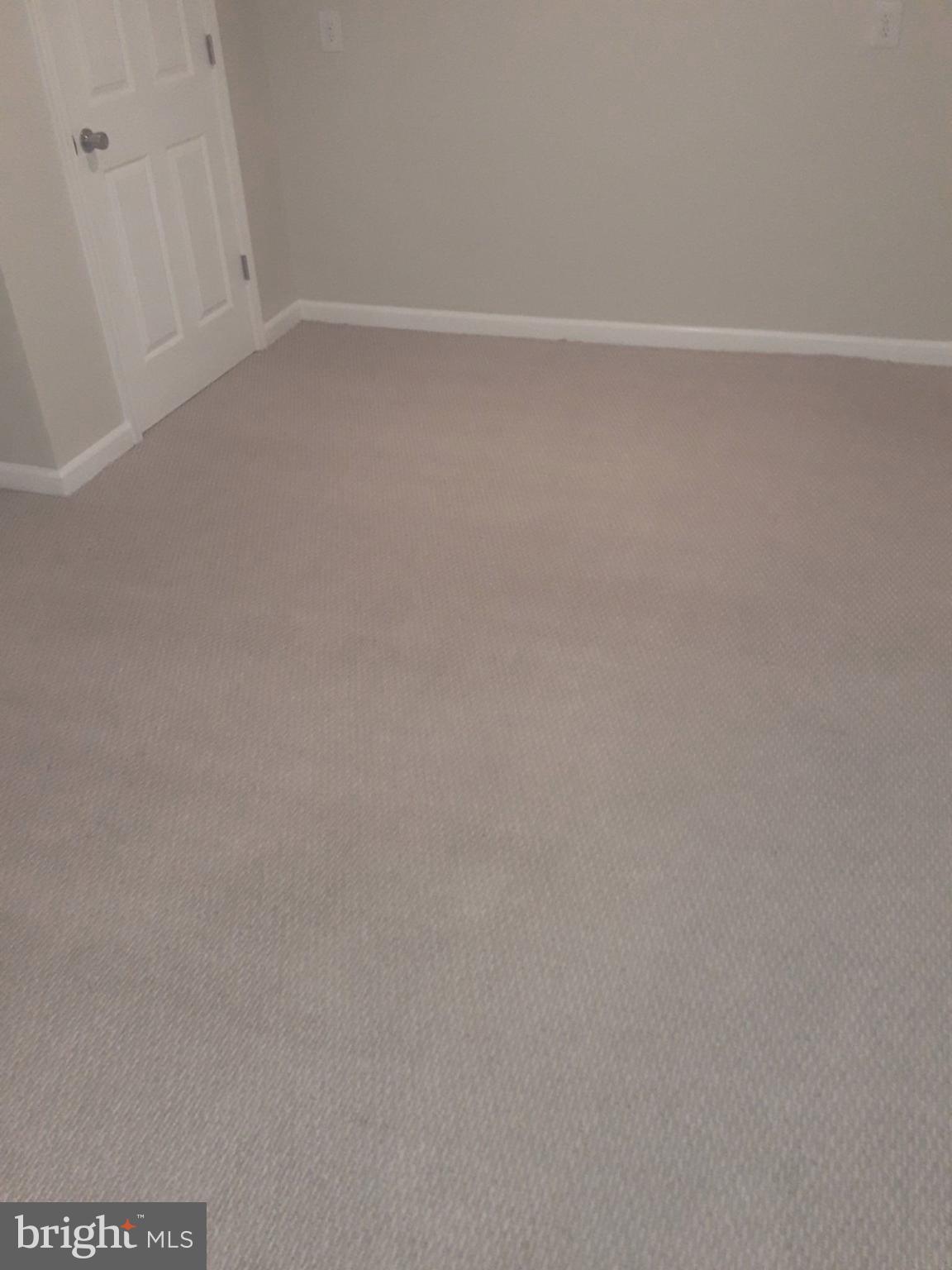 KINGS CROSSING - Residential Lease