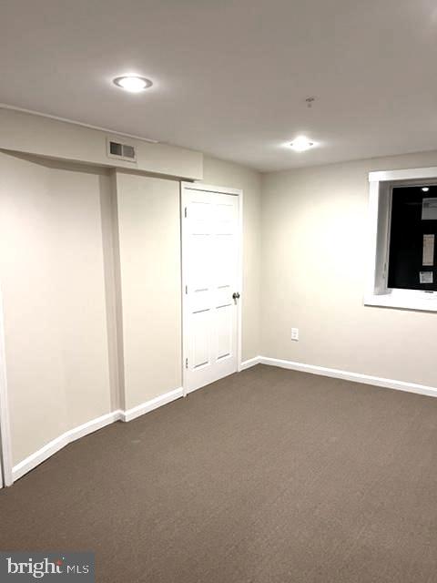 KINGS CROSSING - Residential Lease