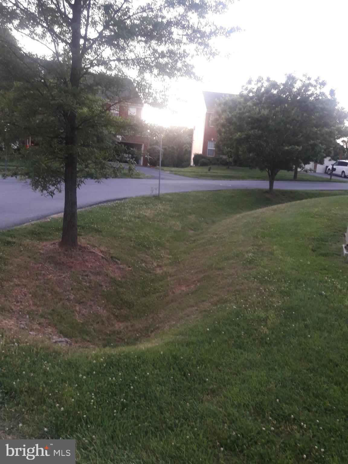 KINGS CROSSING - Residential Lease