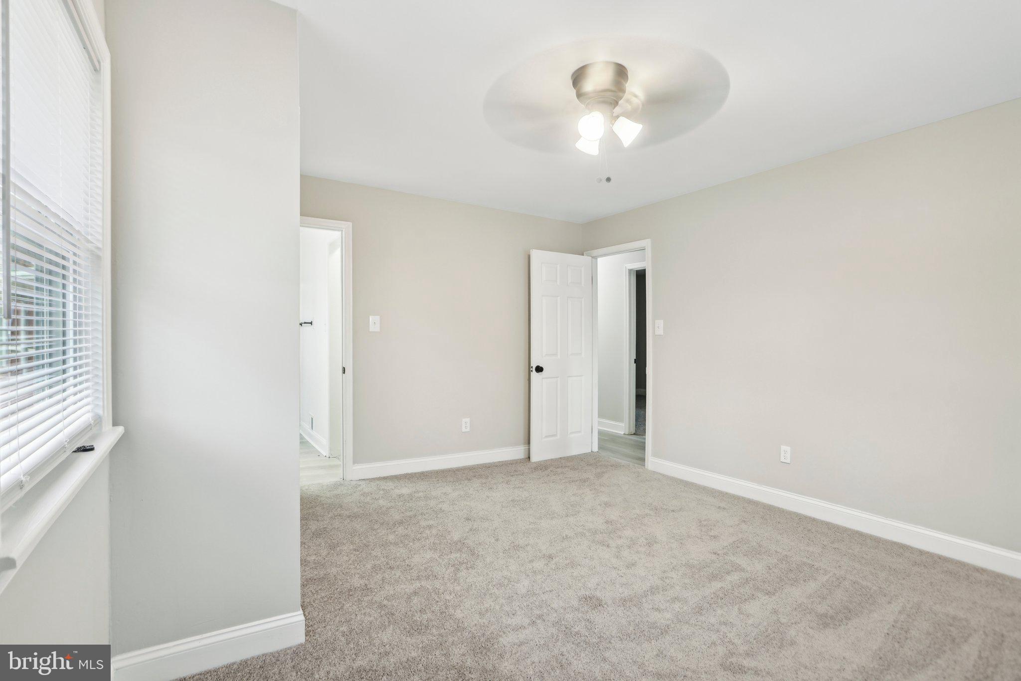 WARBURTON MANOR - Residential