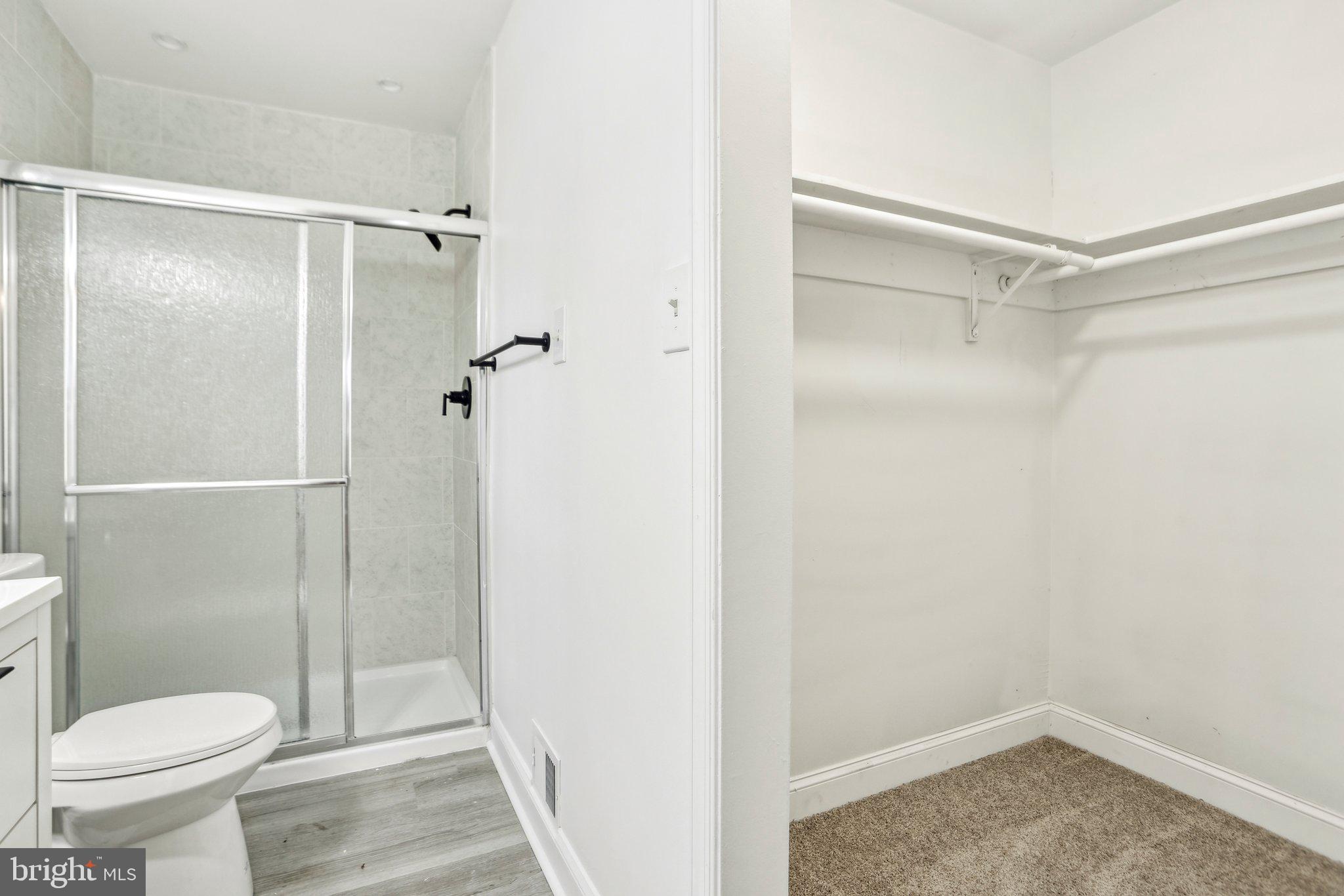 WARBURTON MANOR - Residential