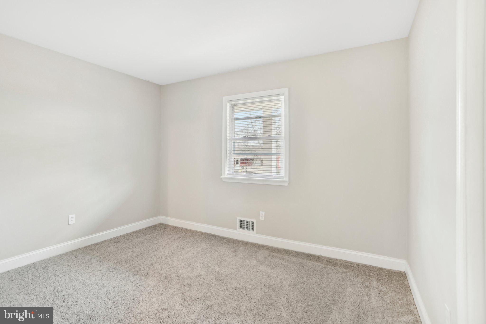 WARBURTON MANOR - Residential