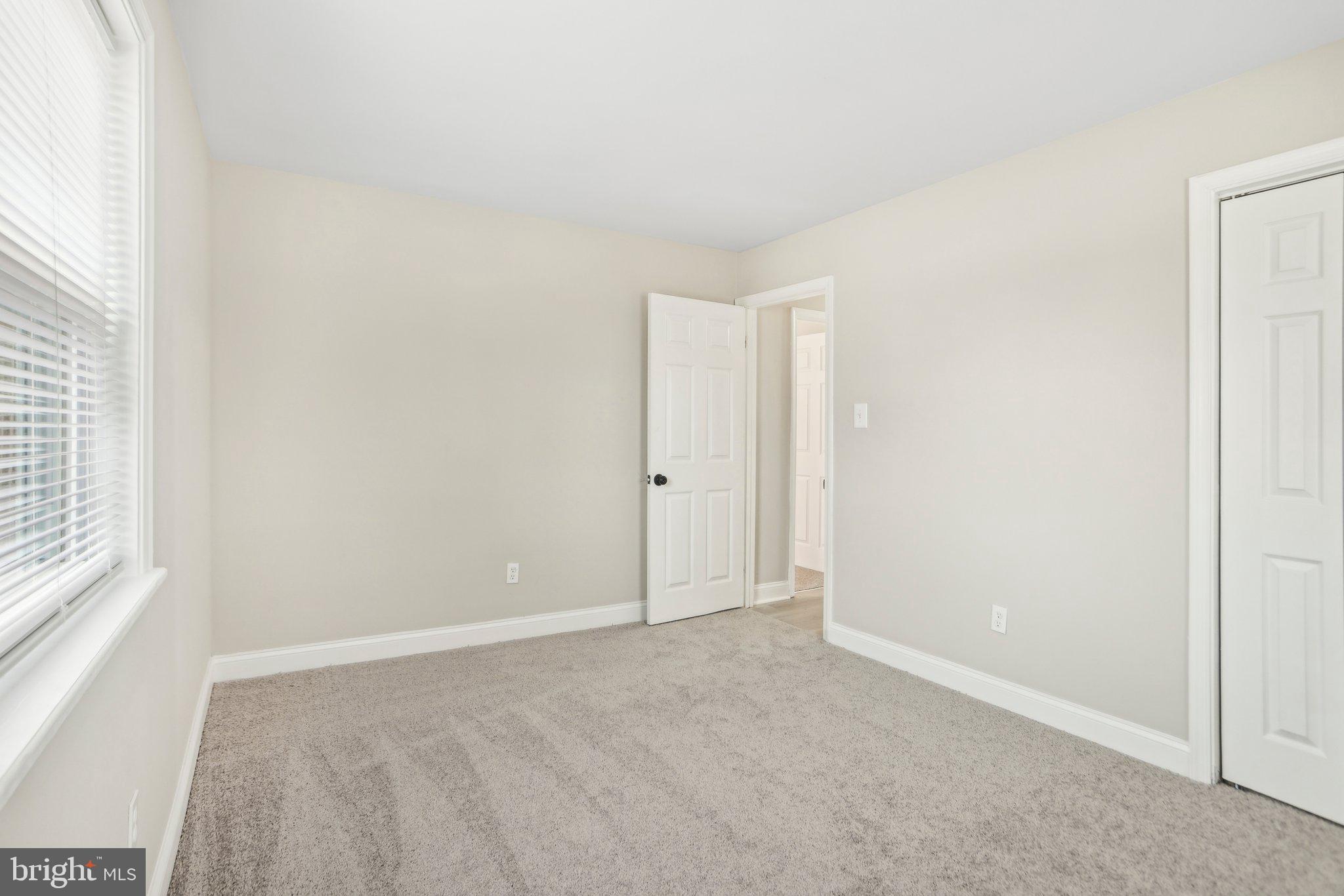 WARBURTON MANOR - Residential