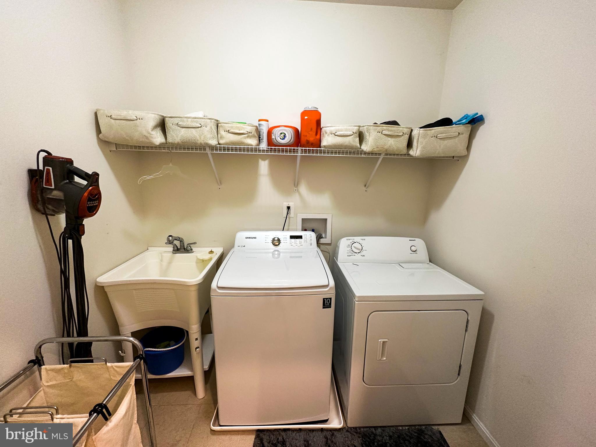 FAIRCHESTER - Residential