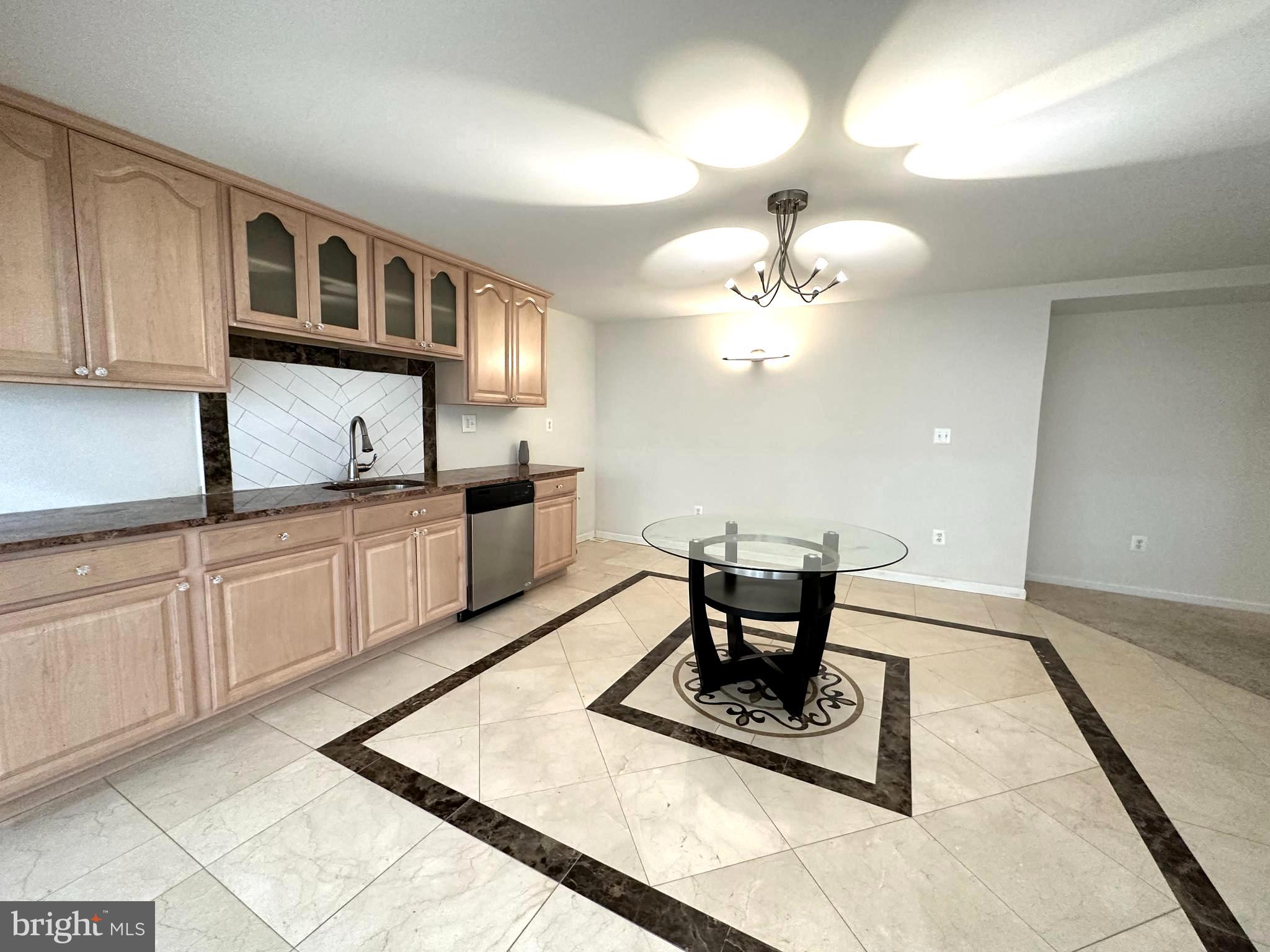 FAIRCHESTER - Residential