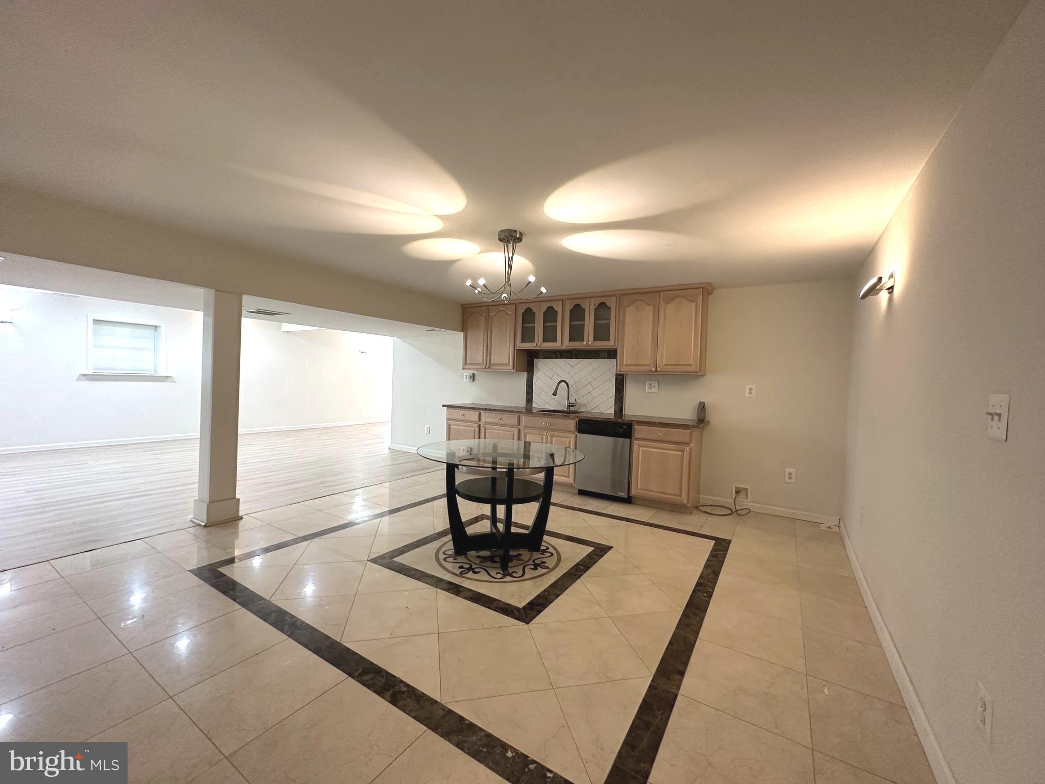 FAIRCHESTER - Residential