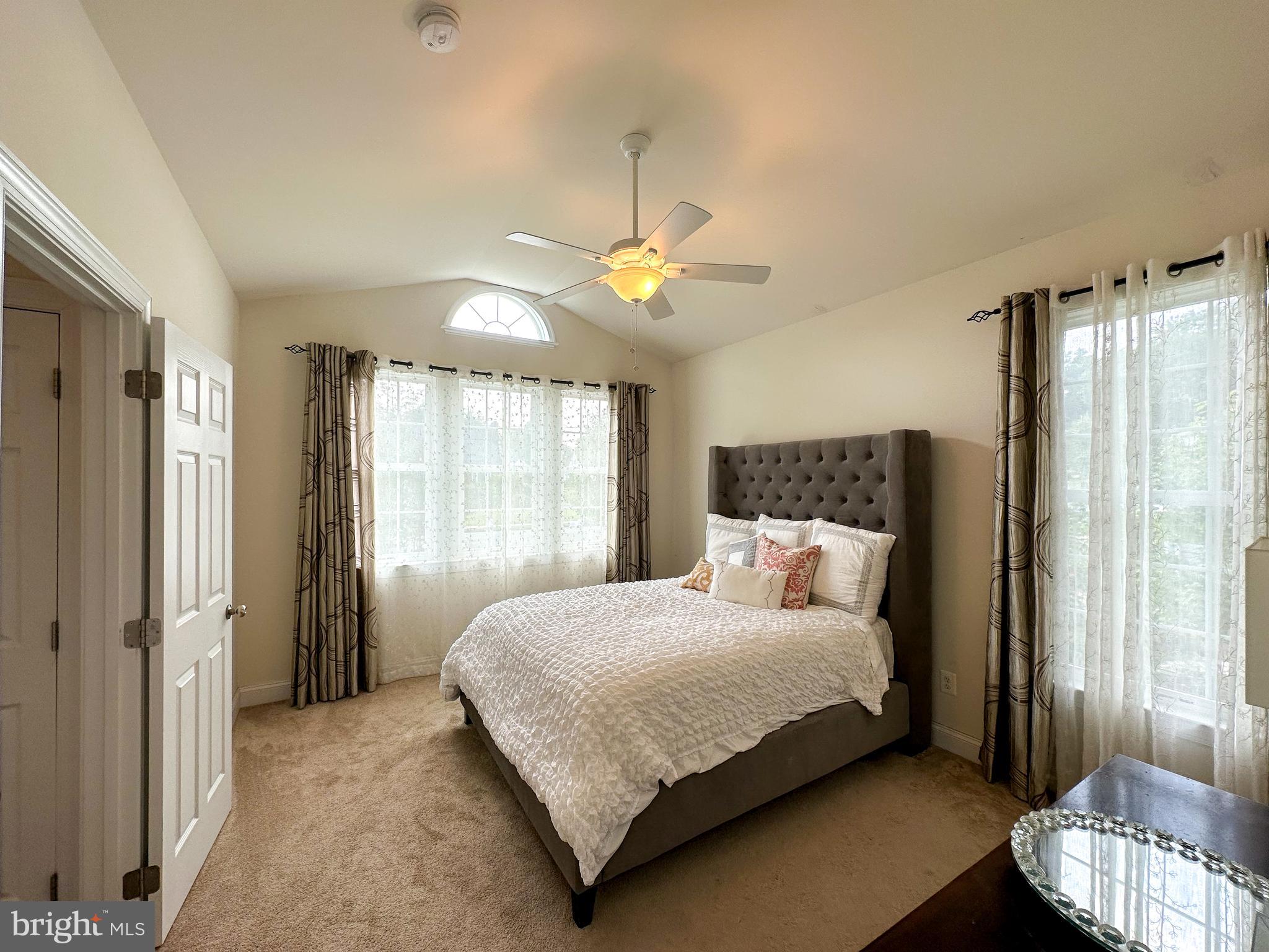 FAIRCHESTER - Residential