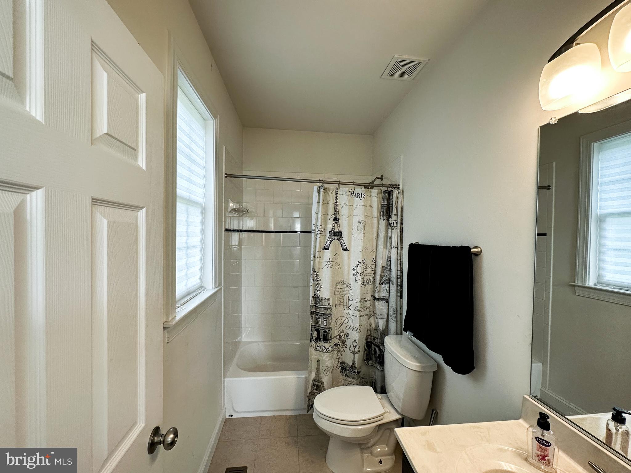 FAIRCHESTER - Residential