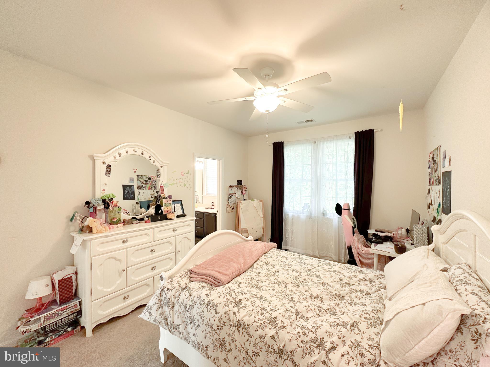 FAIRCHESTER - Residential