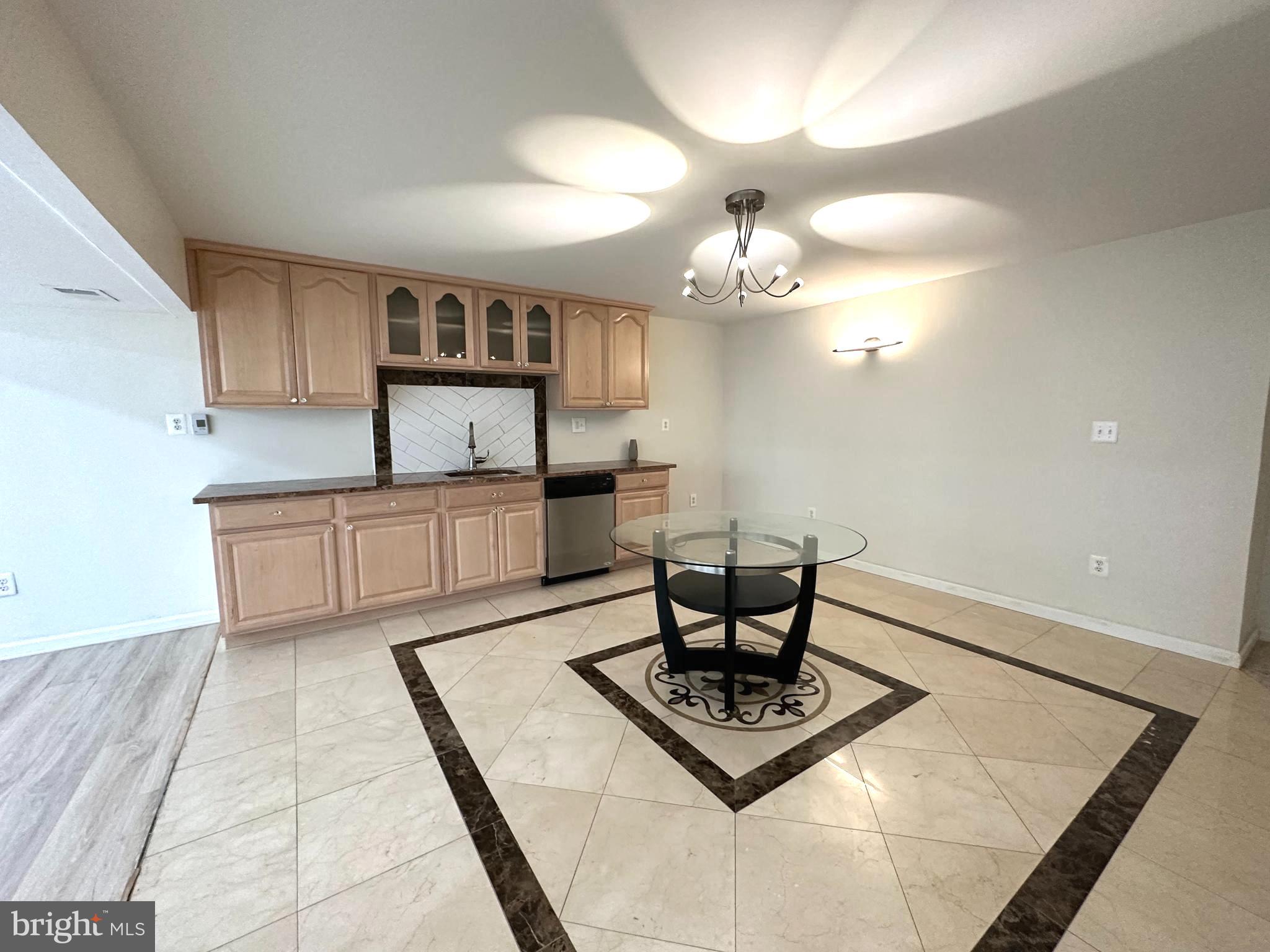 FAIRCHESTER - Residential