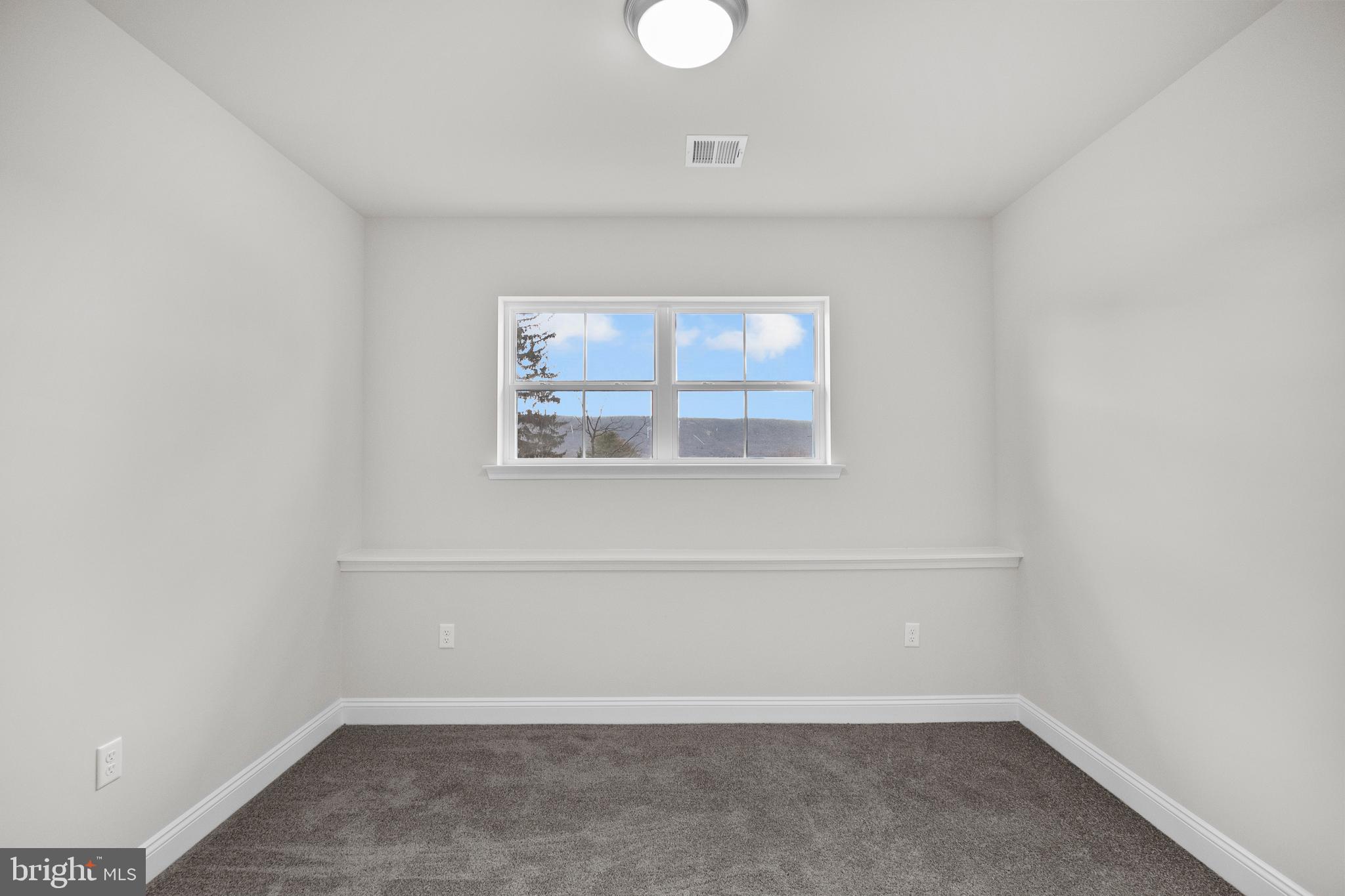 FOUNTAIN SPRINGS - Residential