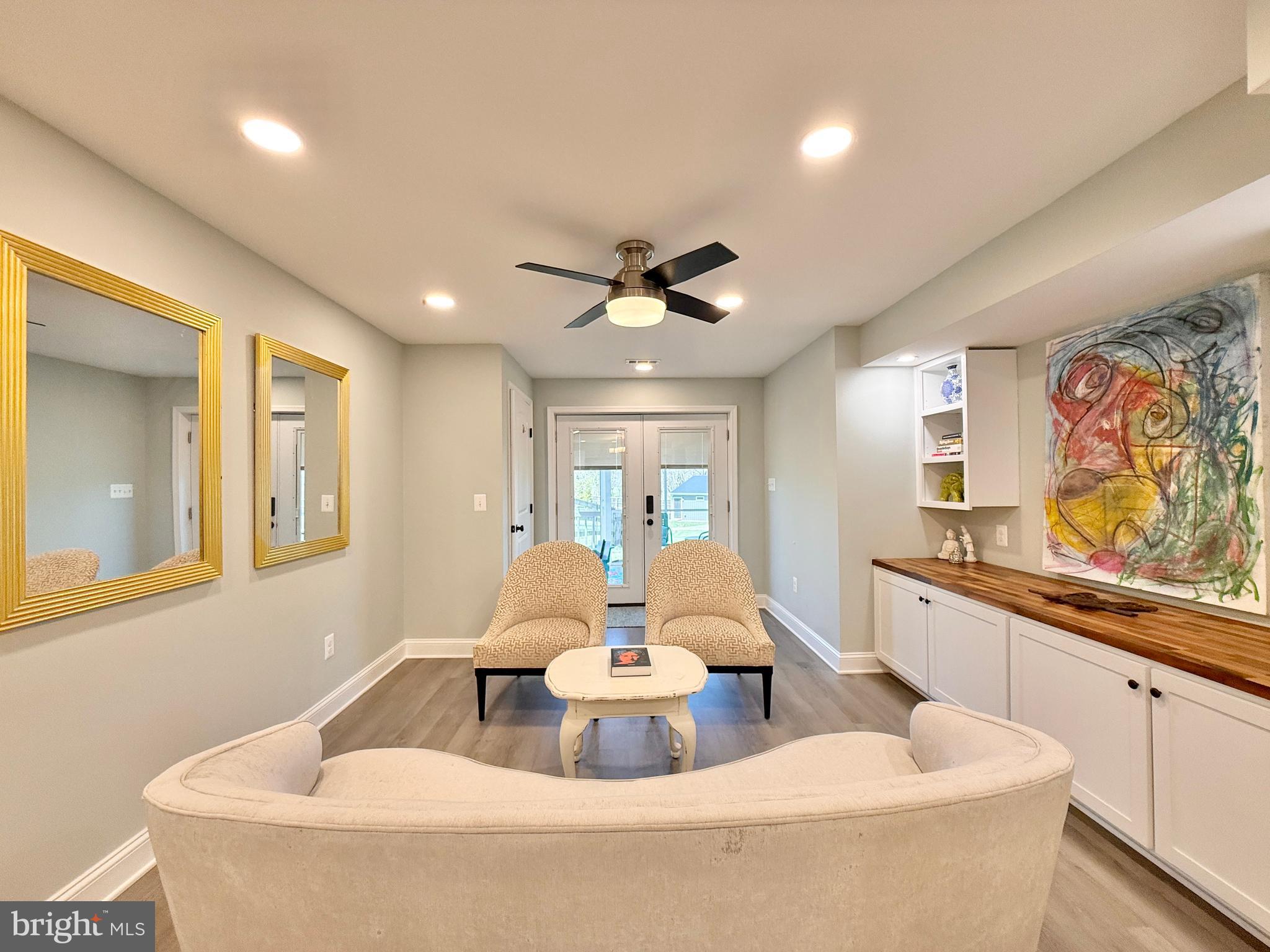 SHEPHERDSTOWN - Residential