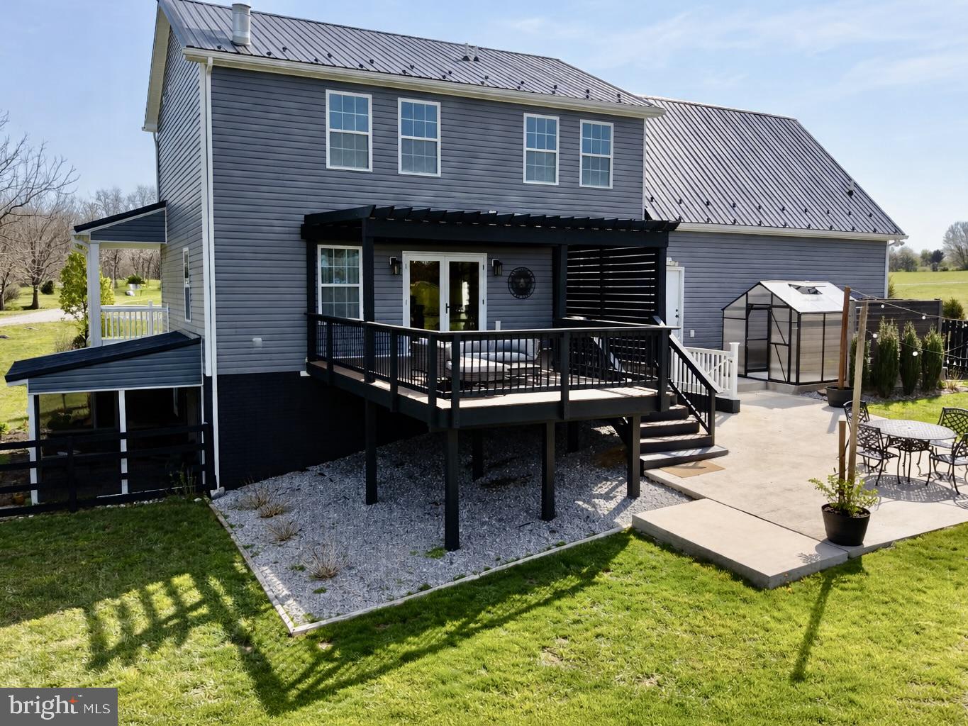 SHEPHERDSTOWN - Residential