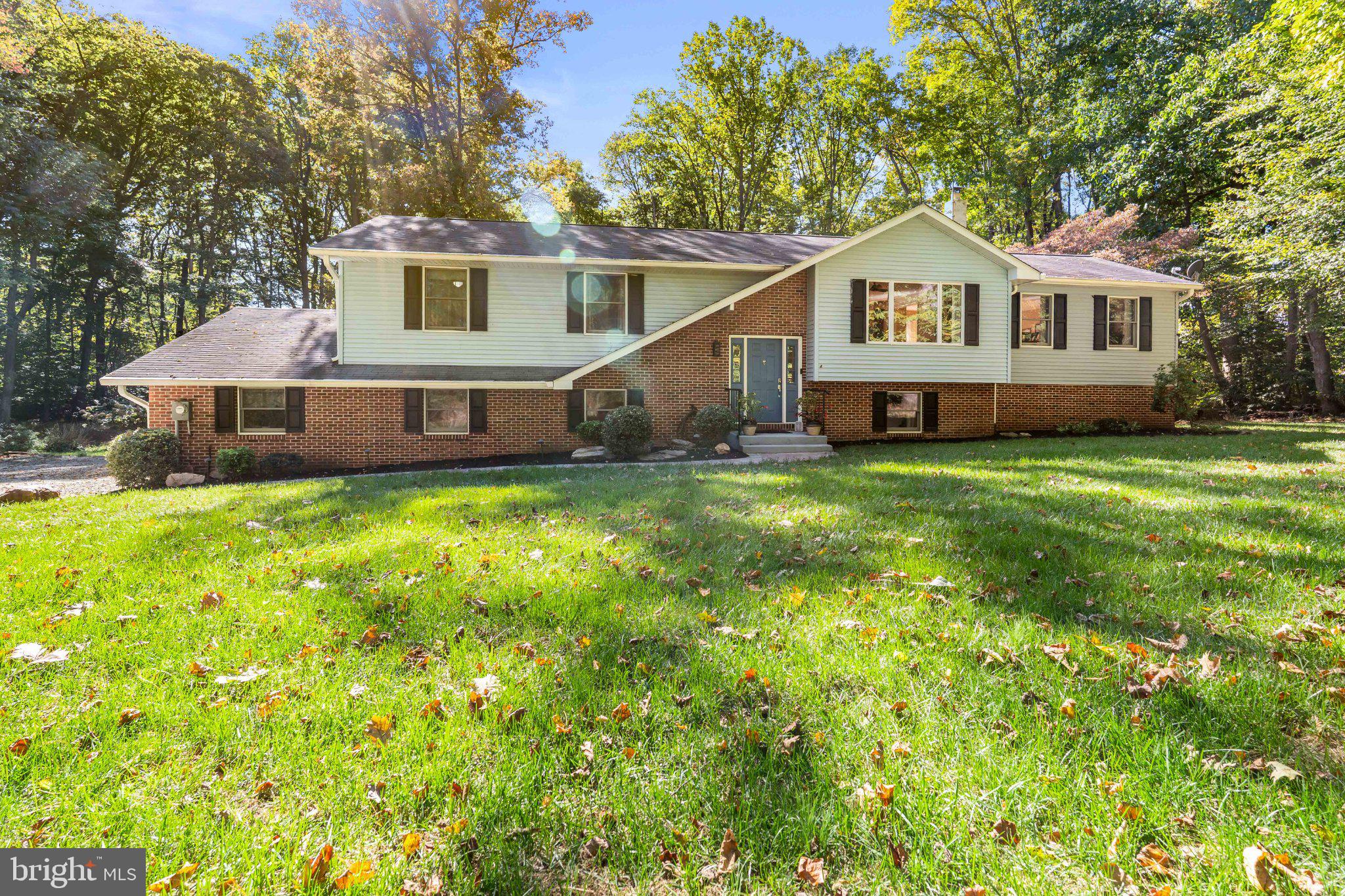 878 DOCTOR JACK ROAD