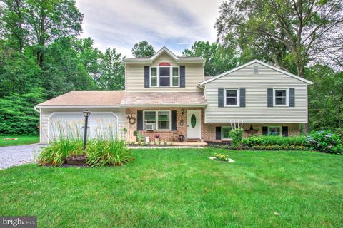 Photo of 1477 Morgantown Road, MORGANTOWN, PA 19543 (MLS # PALA2073884)