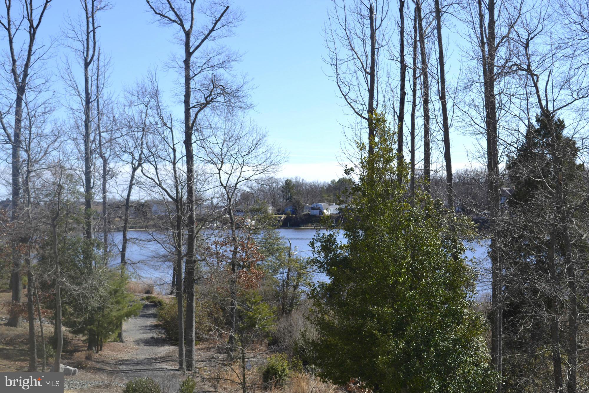 MONROE POINT - Residential Lease