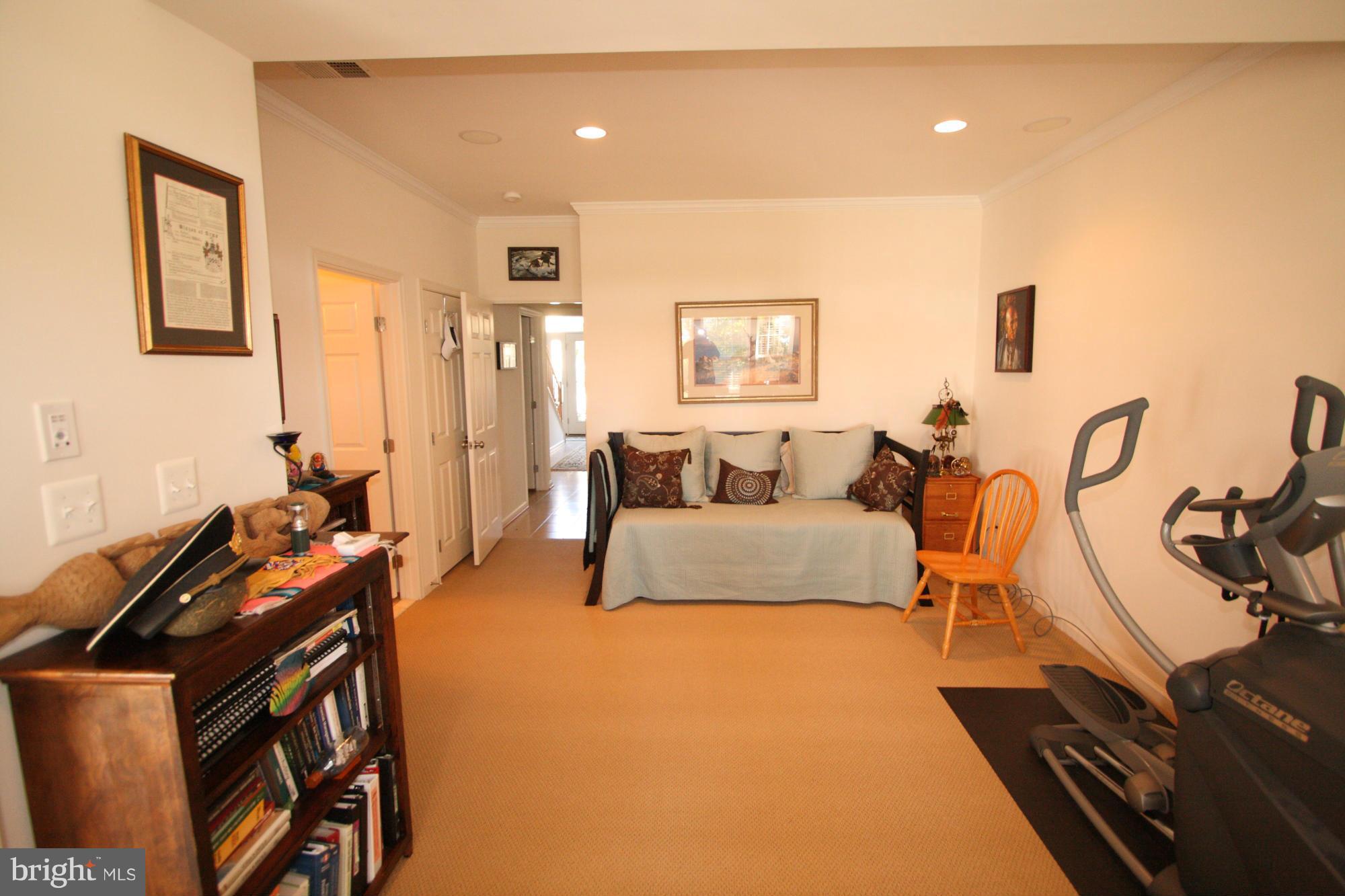 MONROE POINT - Residential Lease