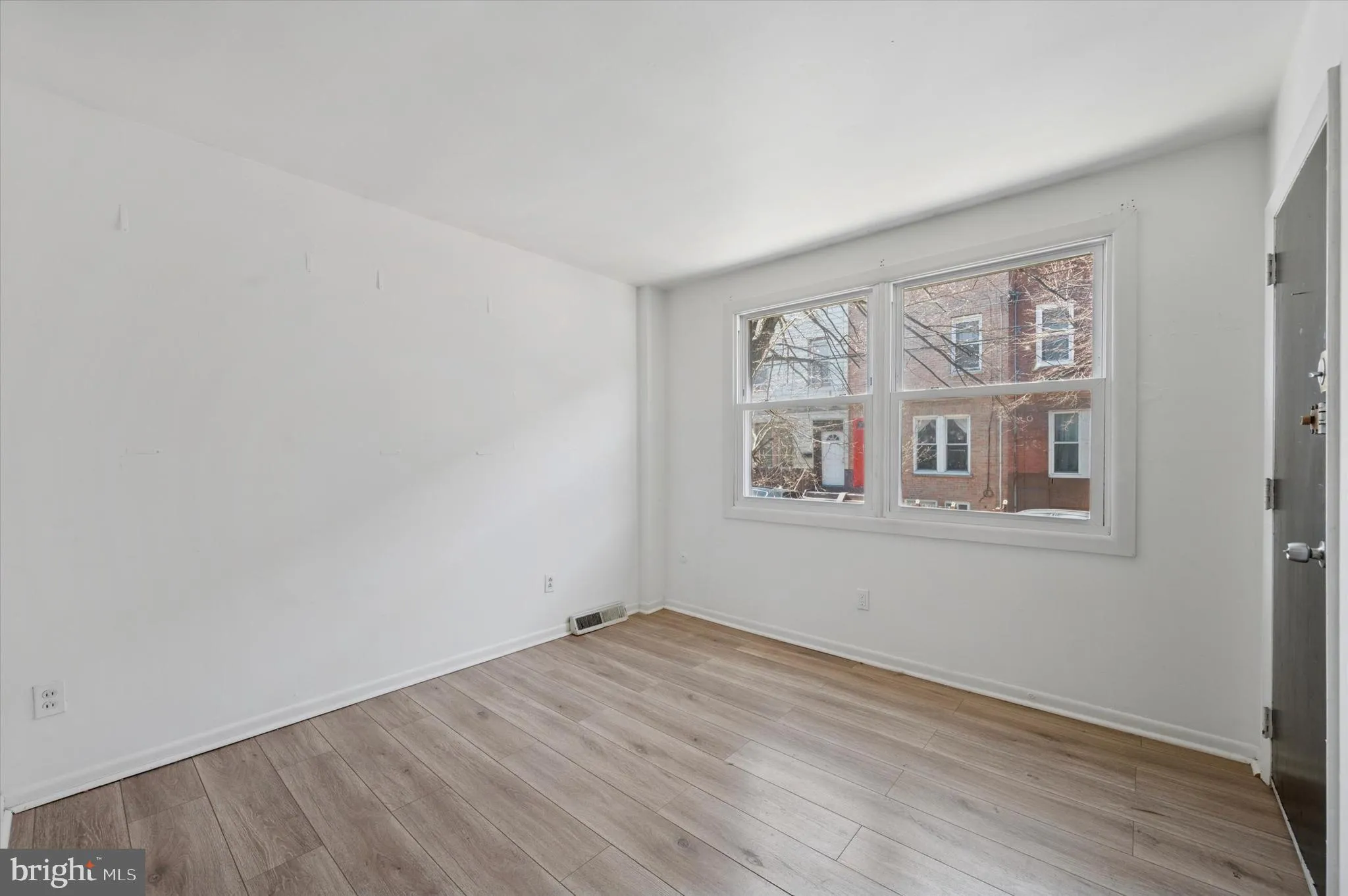 Philadelphia, Pennsylvania 19145, United States, 2 Bedrooms Bedrooms, ,1 BathroomBathrooms,Residential,Active,83601